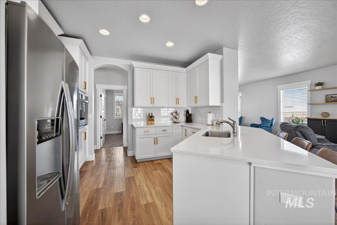 5942 W Algona Dr., Meridian, Idaho 83646, 3 Bedrooms, 3 Bathrooms, Residential For Sale, Price $634,900,MLS 98977869