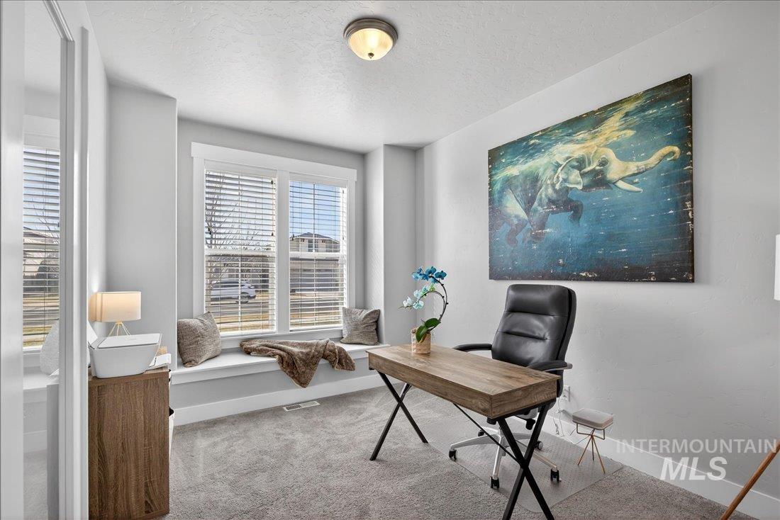 5942 W Algona Dr., Meridian, Idaho 83646, 3 Bedrooms, 3 Bathrooms, Residential For Sale, Price $634,900,MLS 98977869