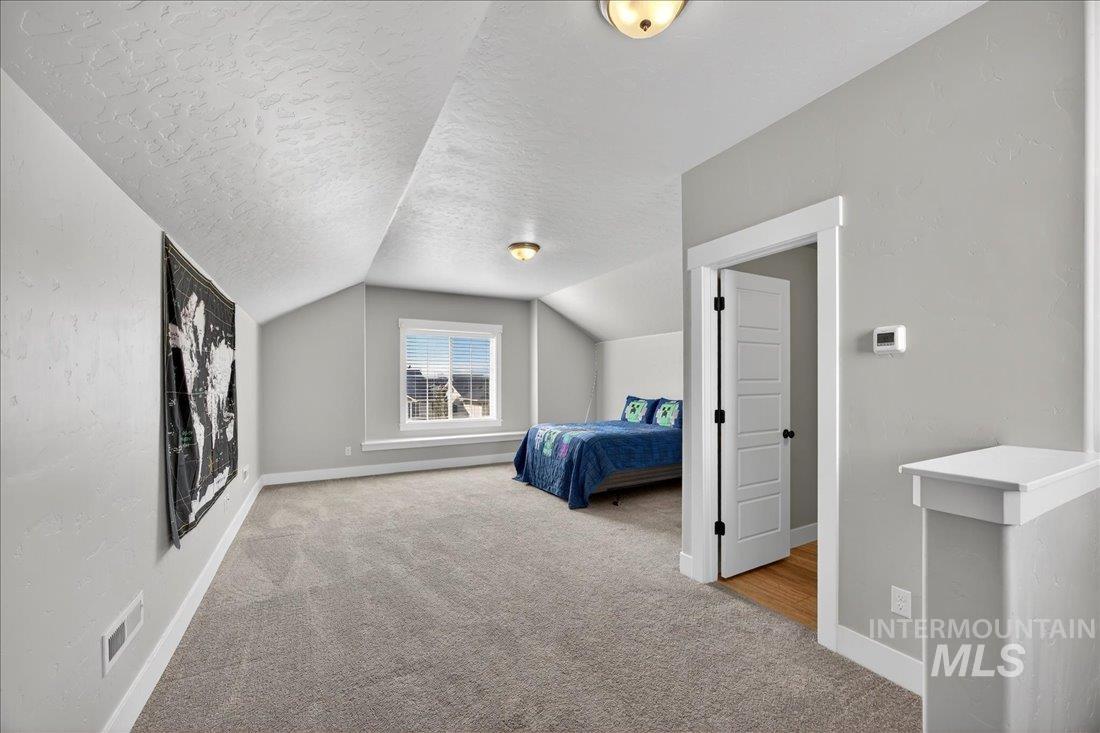 5942 W Algona Dr., Meridian, Idaho 83646, 3 Bedrooms, 3 Bathrooms, Residential For Sale, Price $650,000, 98977869