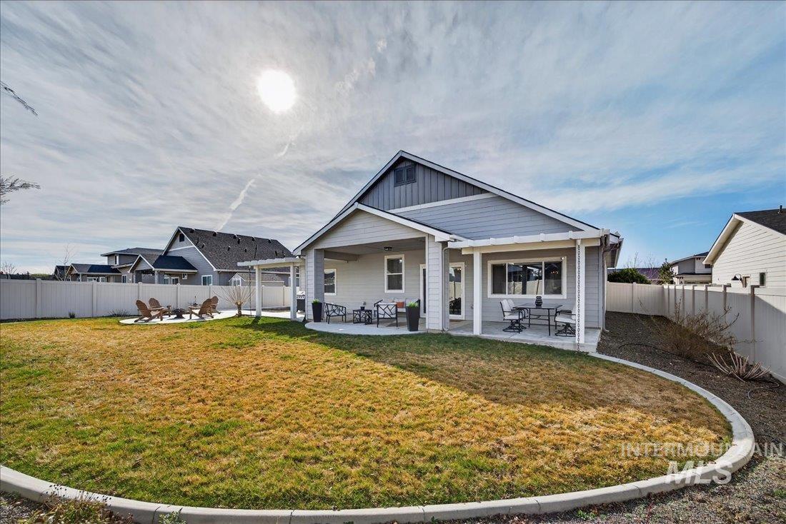 5942 W Algona Dr., Meridian, Idaho 83646, 3 Bedrooms, 3 Bathrooms, Residential For Sale, Price $650,000, 98977869