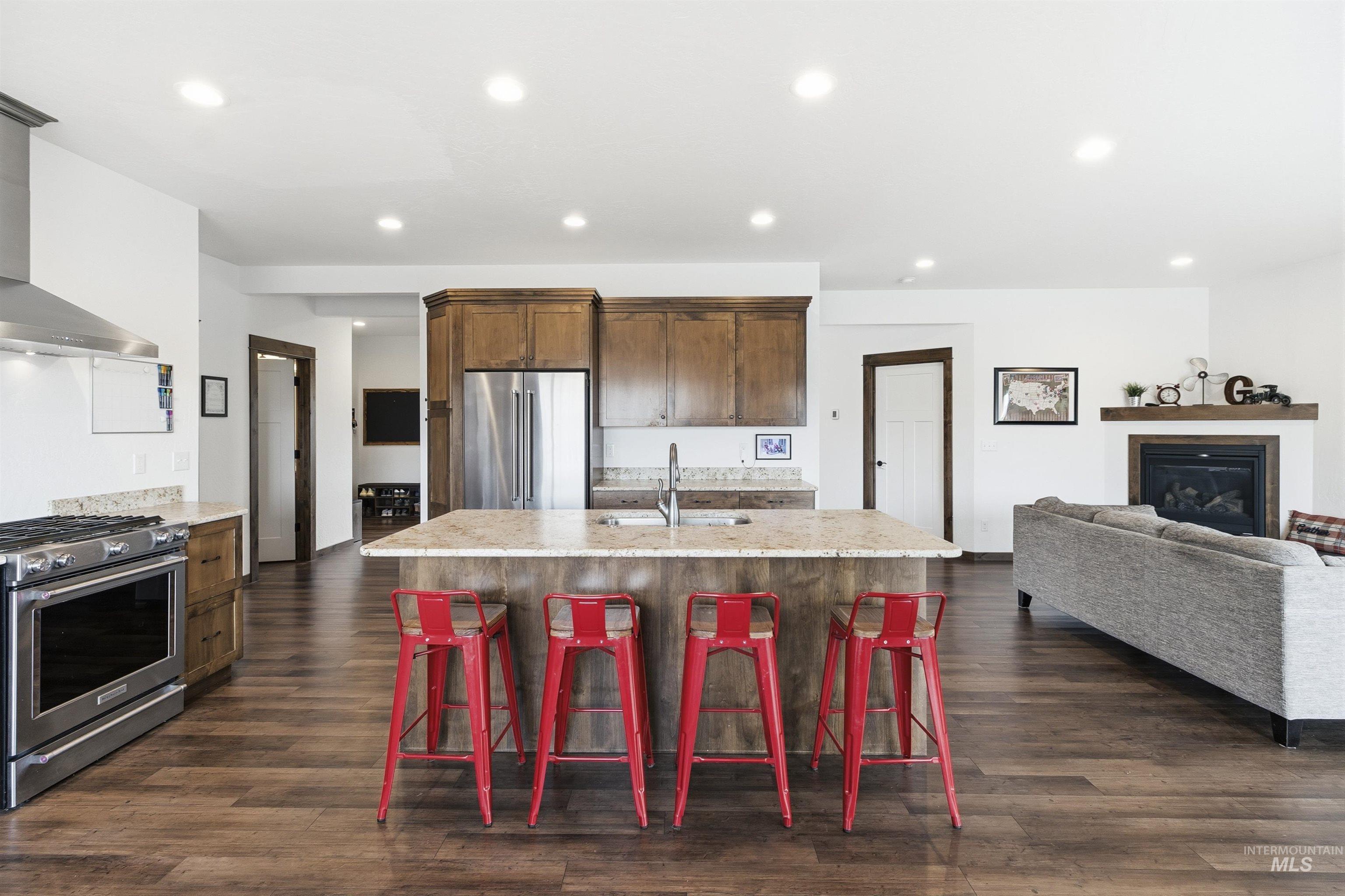 1542 Lanny Dr, Moscow, Idaho 83843, 4 Bedrooms, 3 Bathrooms, Residential For Sale, Price $850,000, 98977870