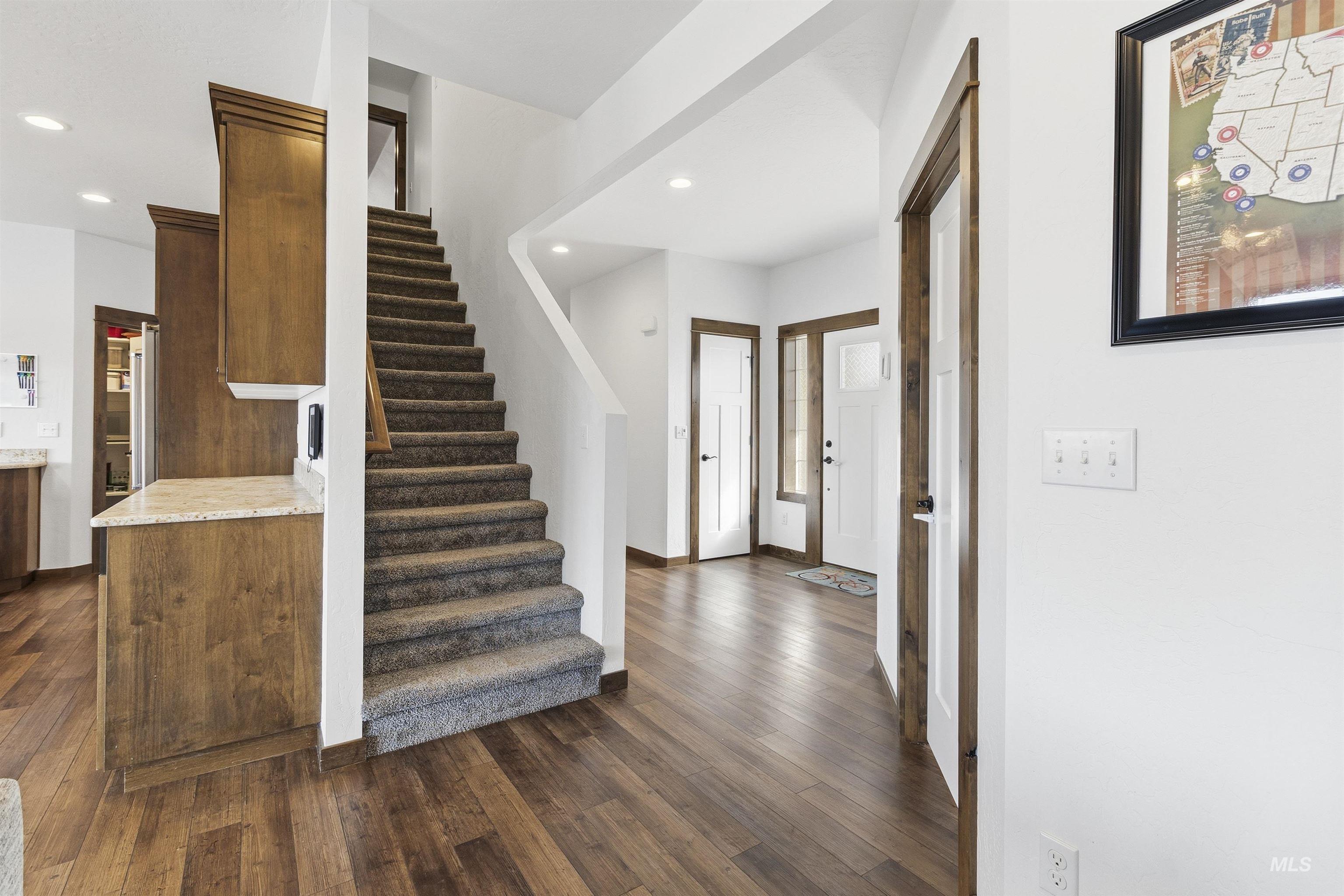 1542 Lanny Dr, Moscow, Idaho 83843, 4 Bedrooms, 3 Bathrooms, Residential For Sale, Price $840,000,MLS 98977870