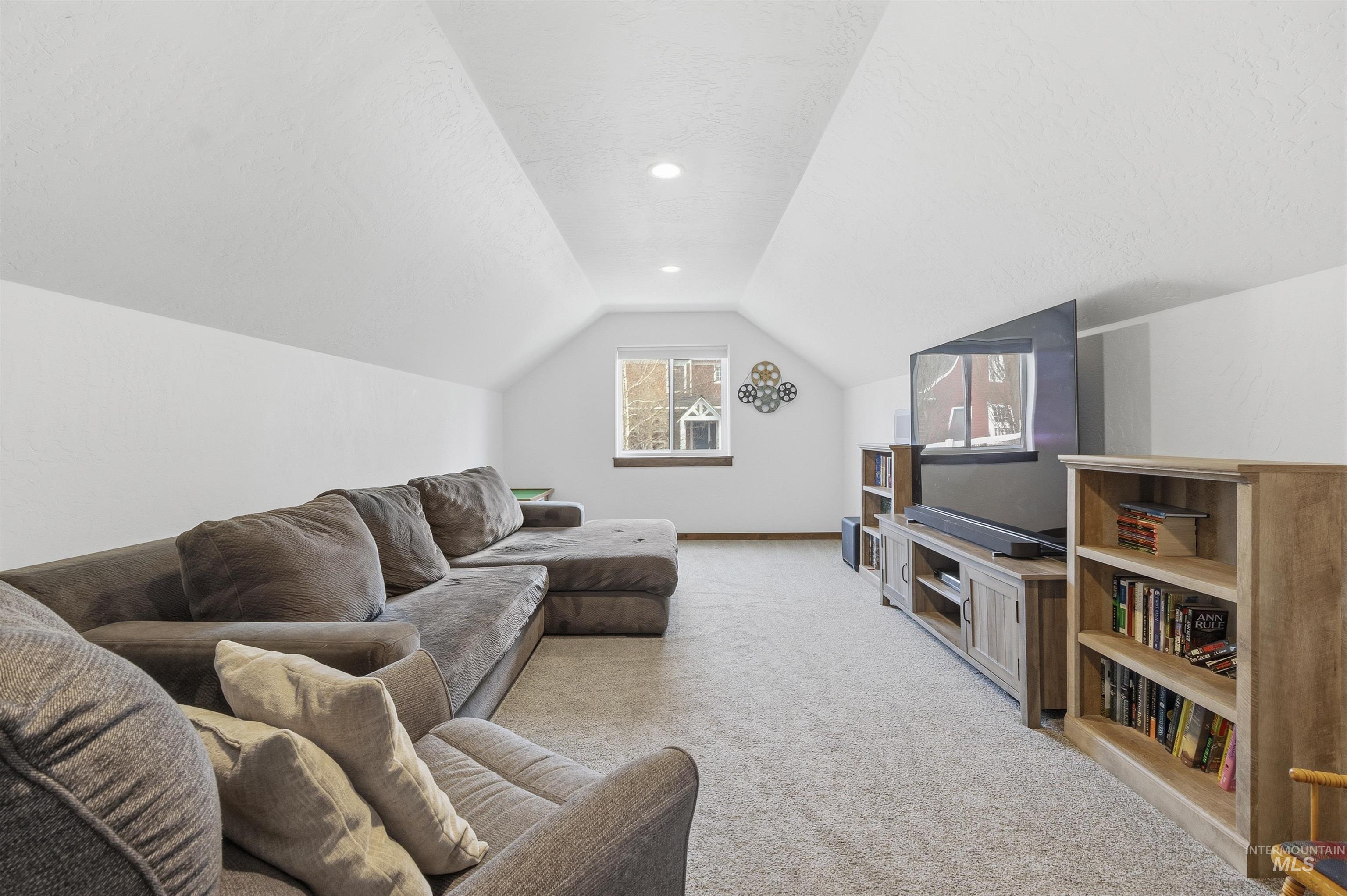 1542 Lanny Dr, Moscow, Idaho 83843, 4 Bedrooms, 3 Bathrooms, Residential For Sale, Price $840,000,MLS 98977870