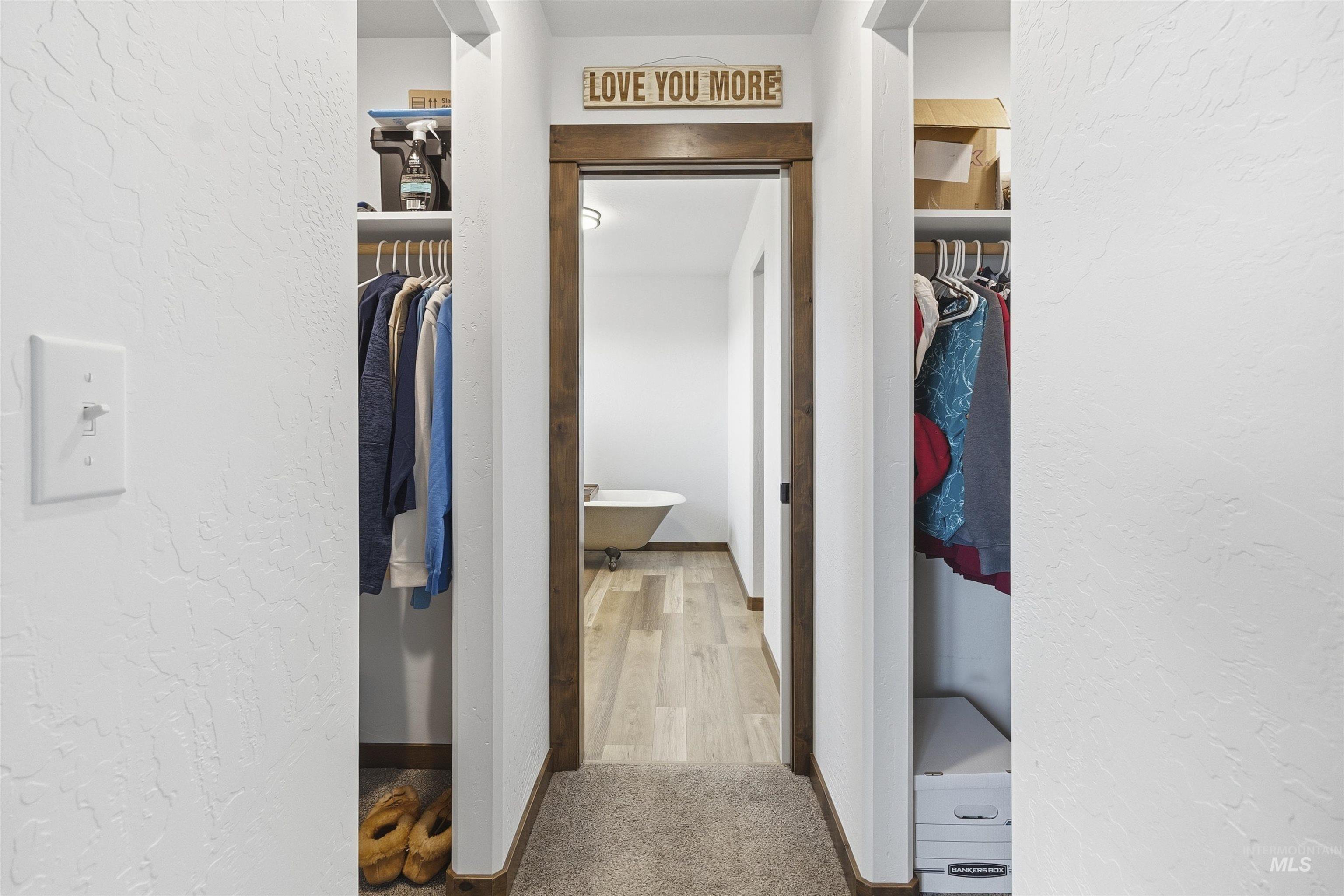 1542 Lanny Dr, Moscow, Idaho 83843, 4 Bedrooms, 3 Bathrooms, Residential For Sale, Price $850,000, 98977870