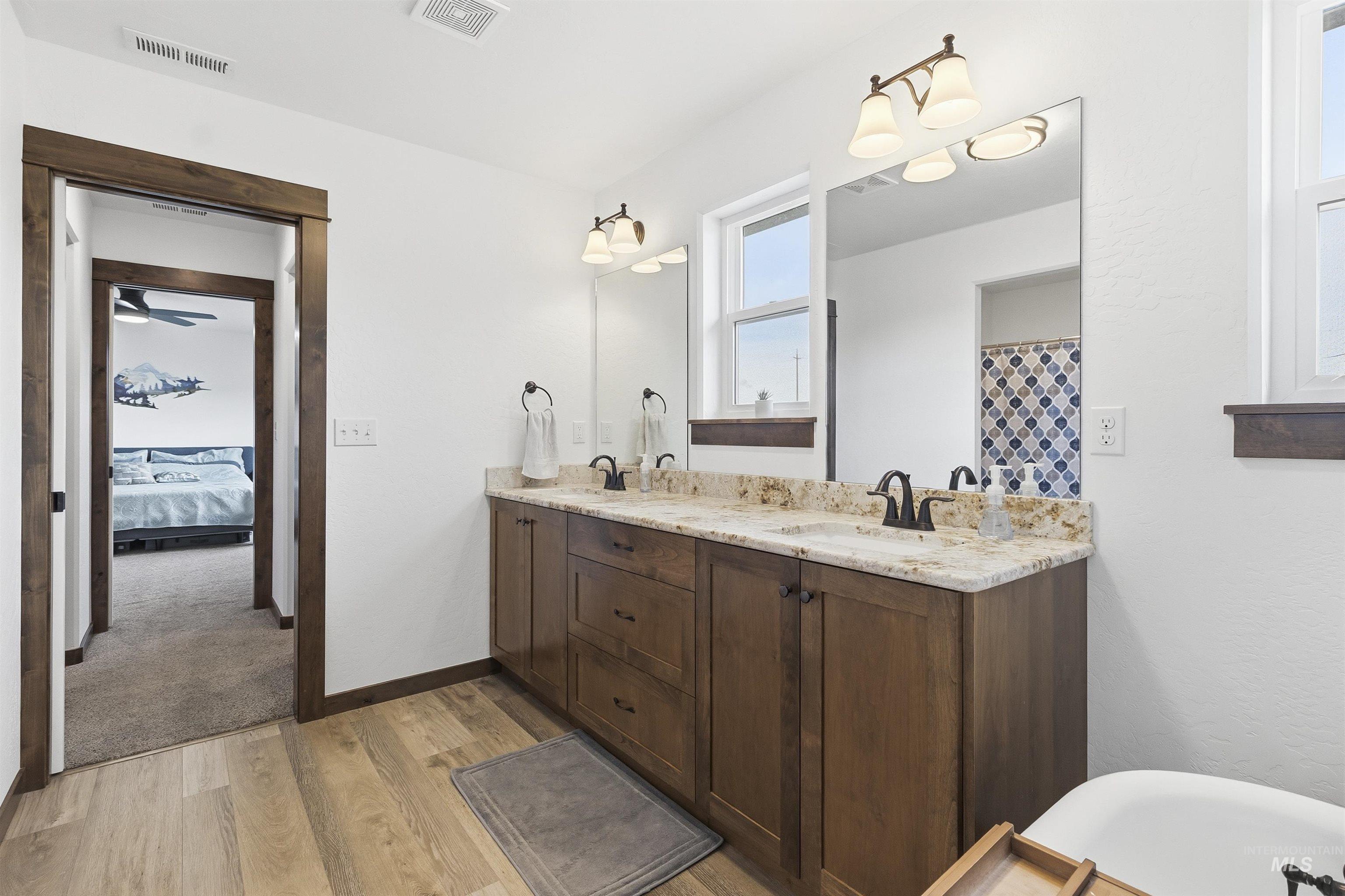 1542 Lanny Dr, Moscow, Idaho 83843, 4 Bedrooms, 3 Bathrooms, Residential For Sale, Price $850,000, 98977870