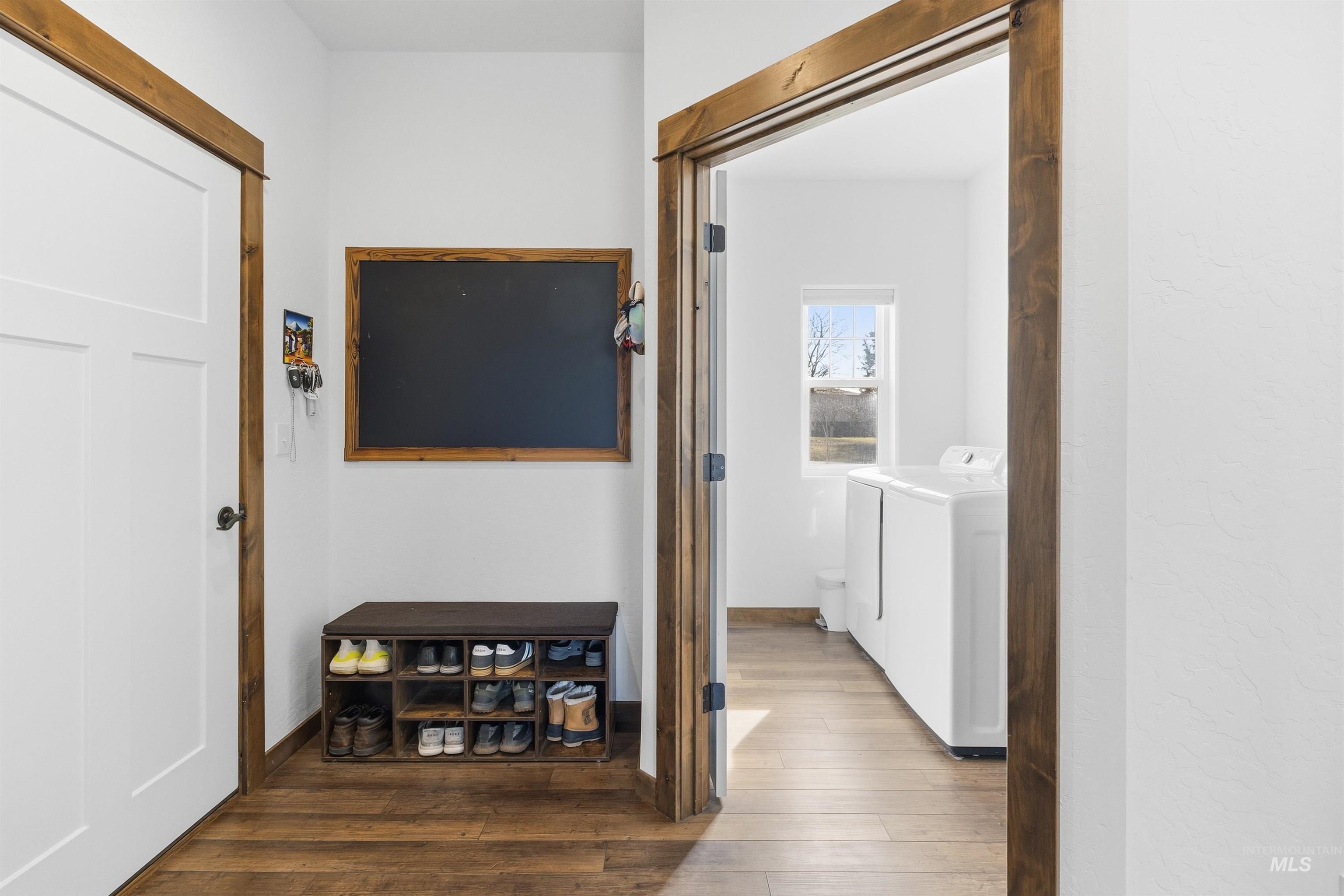 1542 Lanny Dr, Moscow, Idaho 83843, 4 Bedrooms, 3 Bathrooms, Residential For Sale, Price $850,000, 98977870