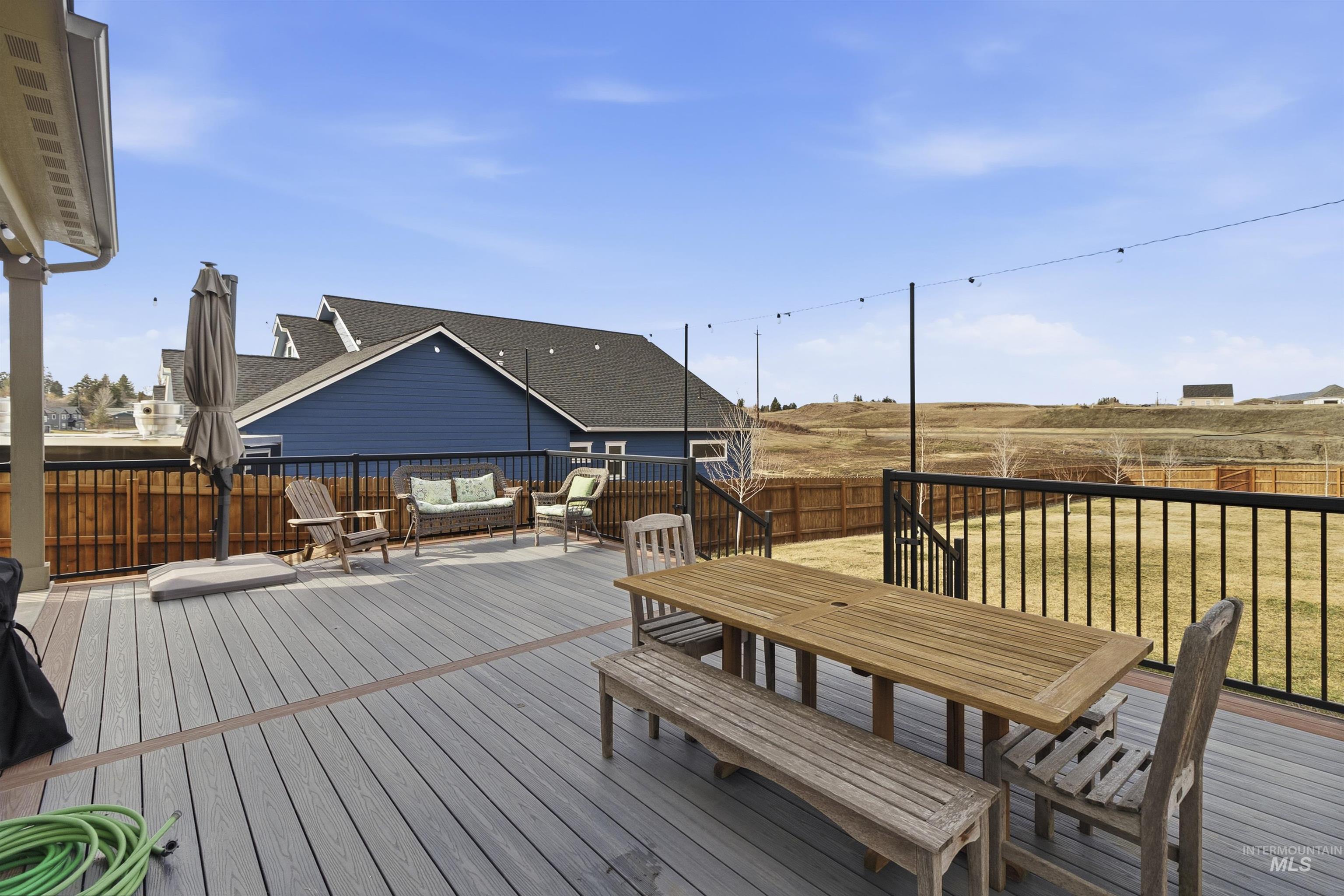 1542 Lanny Dr, Moscow, Idaho 83843, 4 Bedrooms, 3 Bathrooms, Residential For Sale, Price $850,000, 98977870