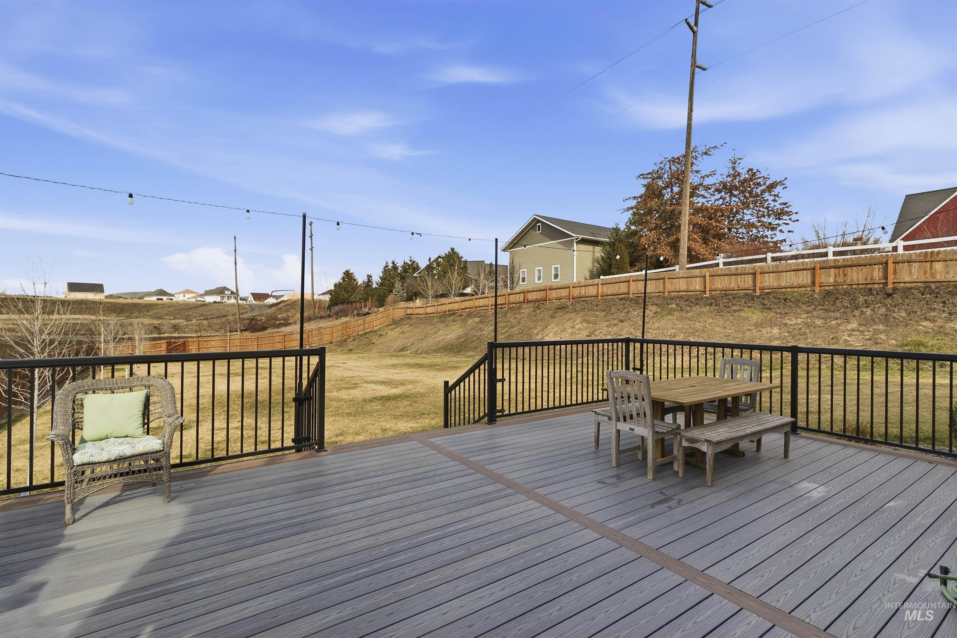 1542 Lanny Dr, Moscow, Idaho 83843, 4 Bedrooms, 3 Bathrooms, Residential For Sale, Price $850,000, 98977870