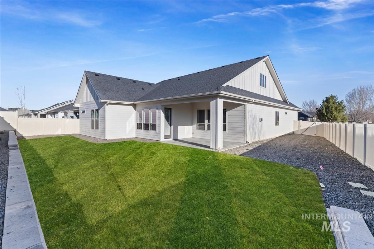 563 N Morehouse Ave., Eagle, Idaho 83616, 4 Bedrooms, 3 Bathrooms, Residential For Sale, Price $869,880, 98977872