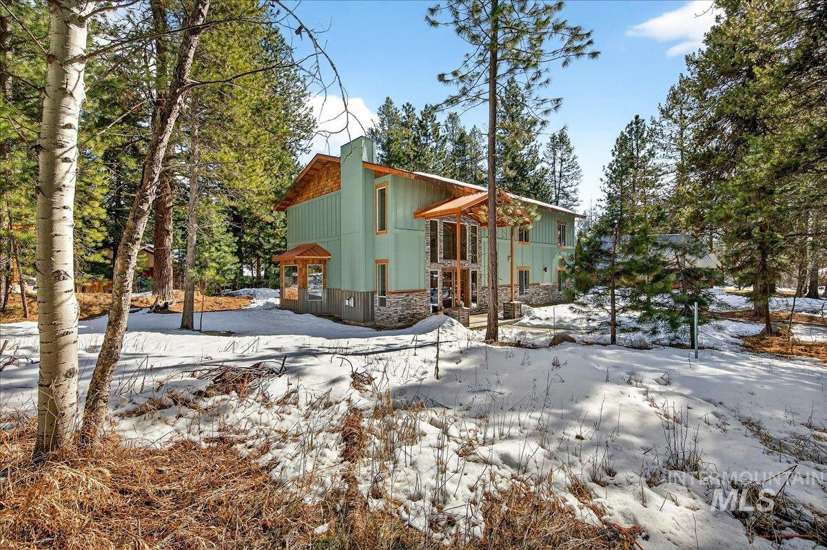 292 Rio Vista Boulevard, McCall, Idaho 83638, 3 Bedrooms, 2.5 Bathrooms, Residential For Sale, Price $995,000,MLS 98977873