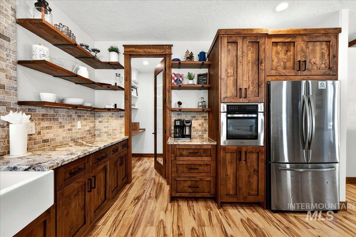 292 Rio Vista Boulevard, McCall, Idaho 83638, 3 Bedrooms, 2.5 Bathrooms, Residential For Sale, Price $995,000,MLS 98977873