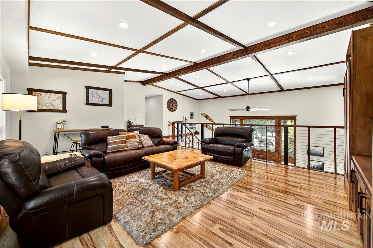 292 Rio Vista Boulevard, McCall, Idaho 83638, 3 Bedrooms, 2.5 Bathrooms, Residential For Sale, Price $995,000,MLS 98977873