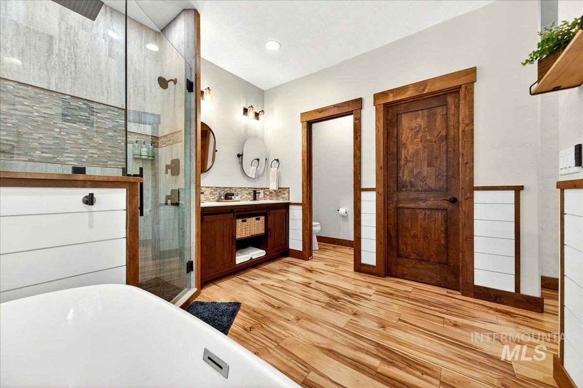 292 Rio Vista Boulevard, McCall, Idaho 83638, 3 Bedrooms, 2.5 Bathrooms, Residential For Sale, Price $995,000,MLS 98977873