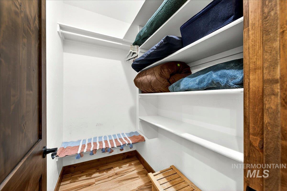 292 Rio Vista Boulevard, McCall, Idaho 83638, 3 Bedrooms, 2.5 Bathrooms, Residential For Sale, Price $995,000,MLS 98977873