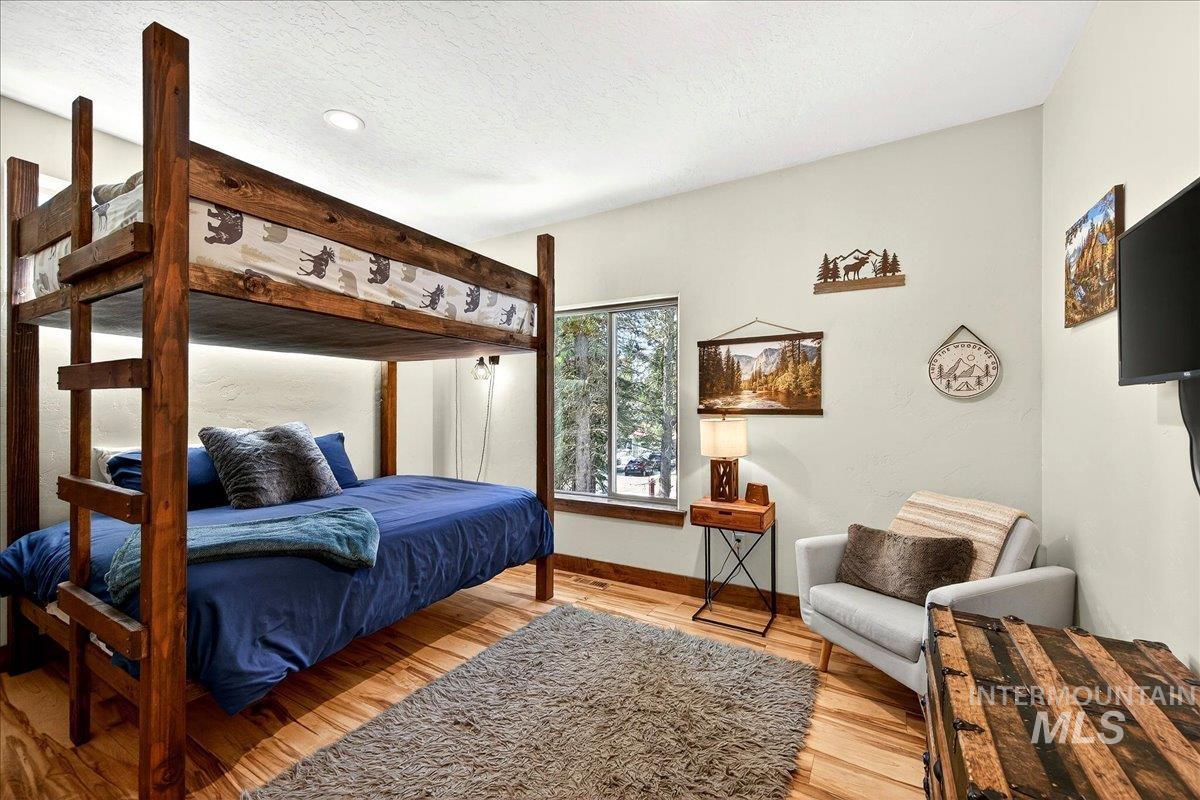 292 Rio Vista Boulevard, McCall, Idaho 83638, 3 Bedrooms, 2.5 Bathrooms, Residential For Sale, Price $995,000,MLS 98977873