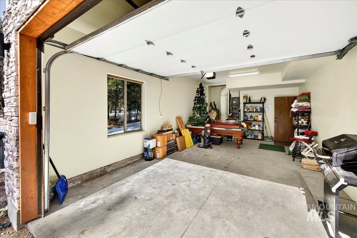 292 Rio Vista Boulevard, McCall, Idaho 83638, 3 Bedrooms, 2.5 Bathrooms, Residential For Sale, Price $995,000,MLS 98977873