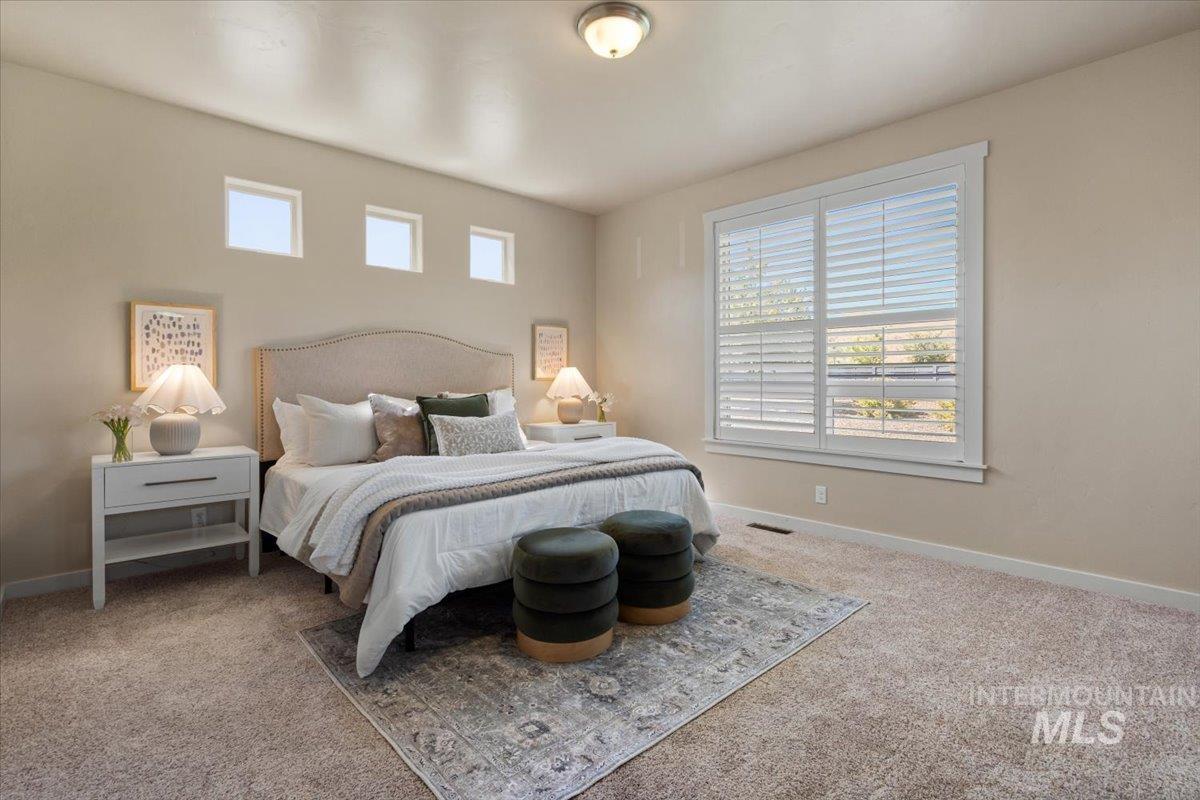 19927 N Glenisla Place, Boise, Idaho 83714, 5 Bedrooms, 2.5 Bathrooms, Residential For Sale, Price $785,000,MLS 98977874