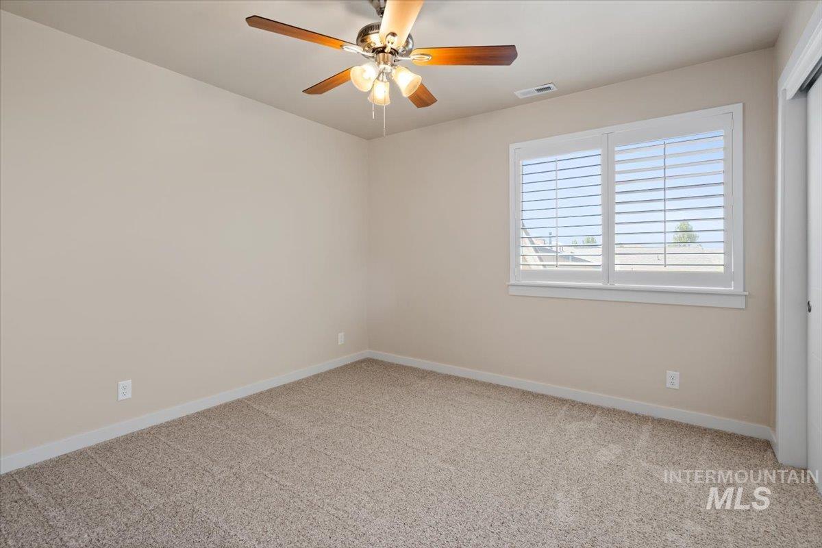 19927 N Glenisla Place, Boise, Idaho 83714, 5 Bedrooms, 2.5 Bathrooms, Residential For Sale, Price $785,000,MLS 98977874