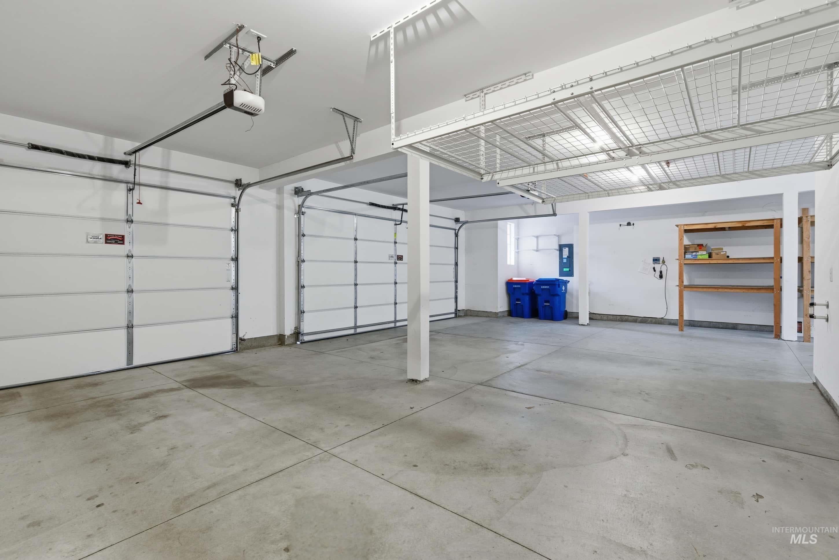 19927 N Glenisla Place, Boise, Idaho 83714, 5 Bedrooms, 2.5 Bathrooms, Residential For Sale, Price $785,000,MLS 98977874