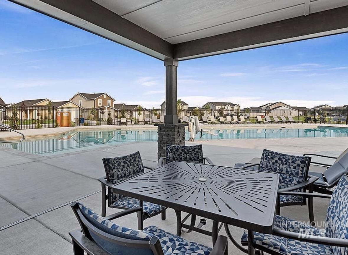 17616 Barefoot Ridge Way, Nampa, Idaho 83687, 3 Bedrooms, 2 Bathrooms, Residential For Sale, Price $379,990,MLS 98977875