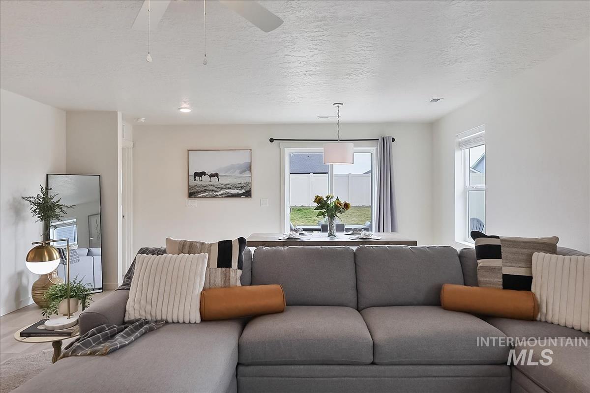 17616 Barefoot Ridge Way, Nampa, Idaho 83687, 3 Bedrooms, 2 Bathrooms, Residential For Sale, Price $379,990,MLS 98977875