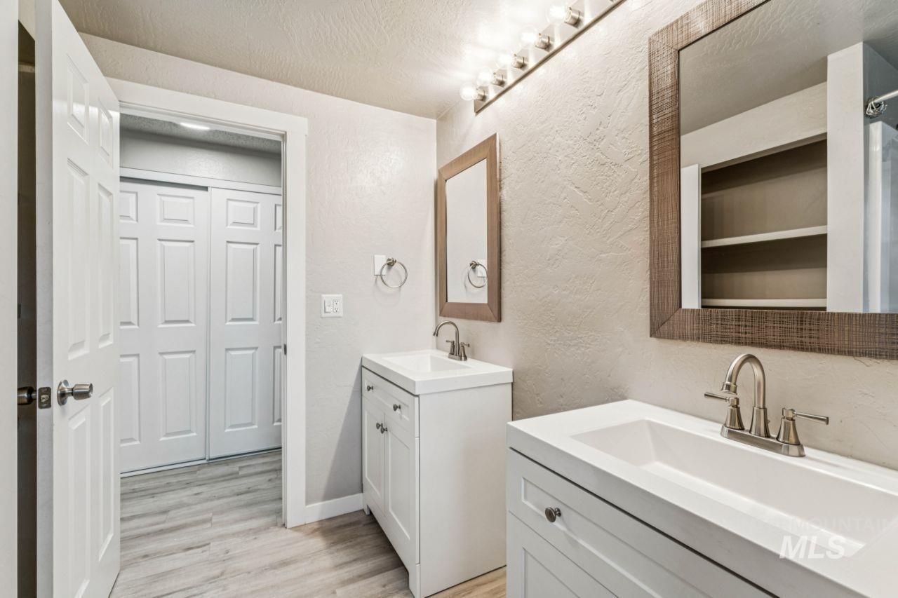 2105 Airport Ave, Caldwell, Idaho 83605, 2 Bedrooms, 1 Bathroom, Residential Income For Sale, Price $799,000,MLS 98977876