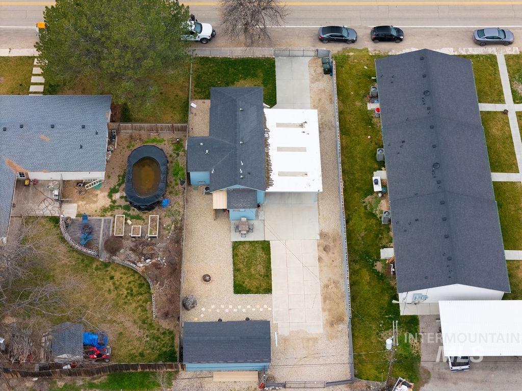 210 Carrie Rex Ave, Melba, Idaho 83641, 2 Bedrooms, 1 Bathroom, Residential For Sale, Price $329,990,MLS 98977878