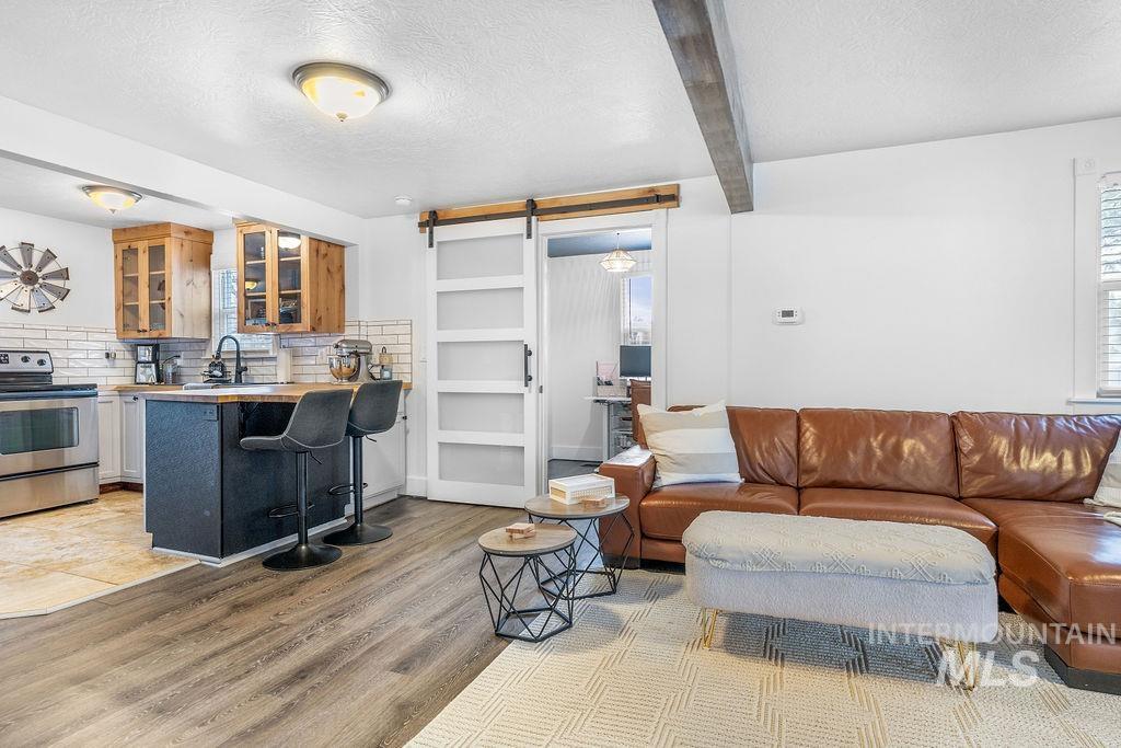 210 Carrie Rex Ave, Melba, Idaho 83641, 2 Bedrooms, 1 Bathroom, Residential For Sale, Price $329,990,MLS 98977878