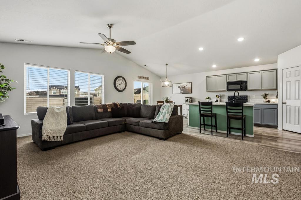 11389 W Tiekel River St, Nampa, Idaho 83686, 3 Bedrooms, 2 Bathrooms, Residential For Sale, Price $399,900,MLS 98977879