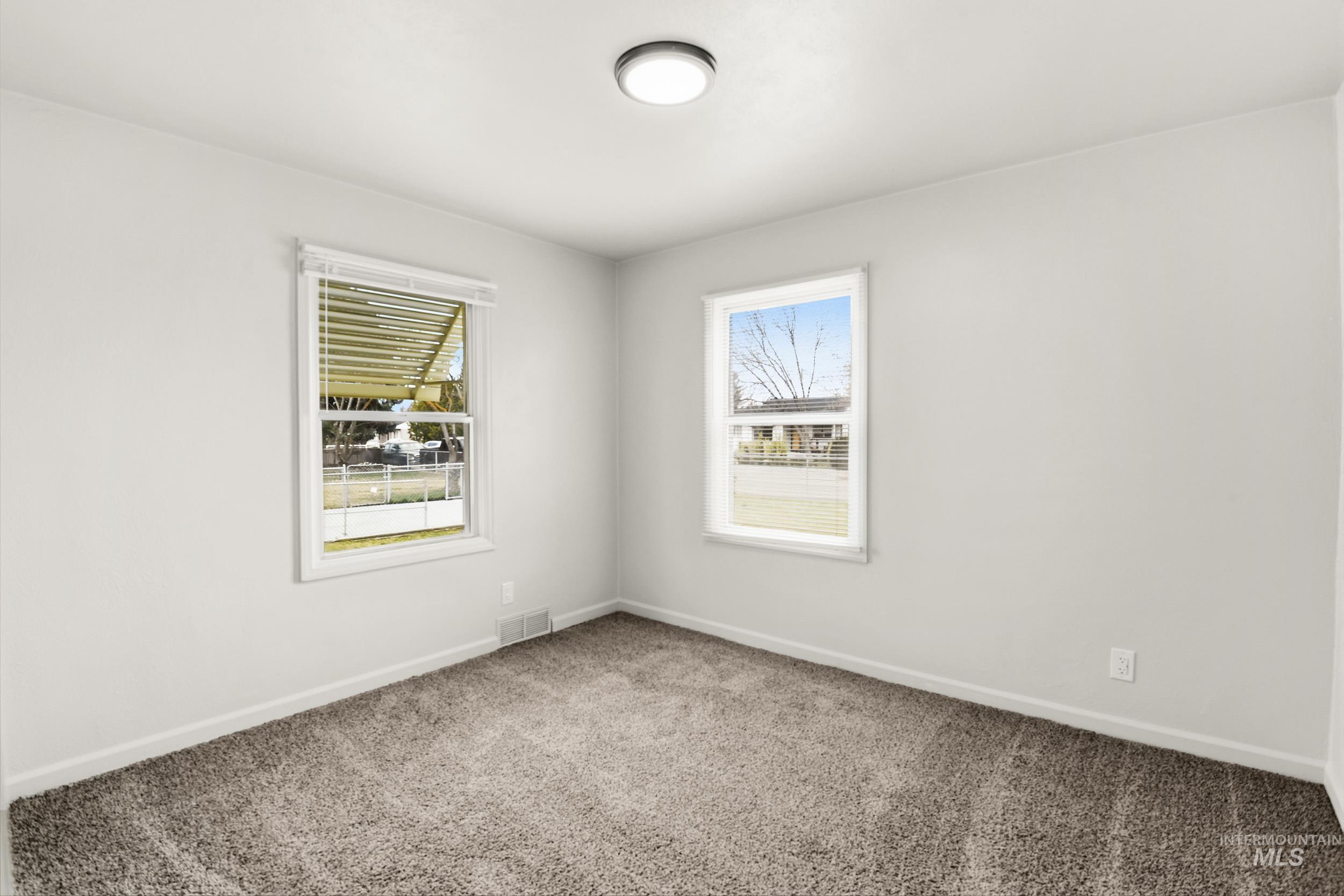 303 W Hazel Street, Caldwell, Idaho 83605, 4 Bedrooms, 2 Bathrooms, Residential For Sale, Price $359,900,MLS 98977880