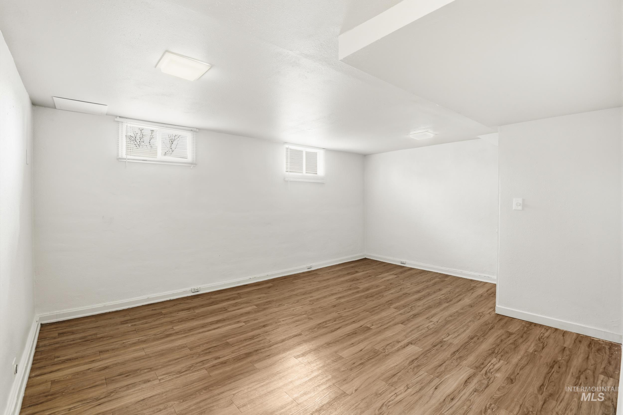 303 W Hazel Street, Caldwell, Idaho 83605, 4 Bedrooms, 2 Bathrooms, Residential For Sale, Price $359,900,MLS 98977880