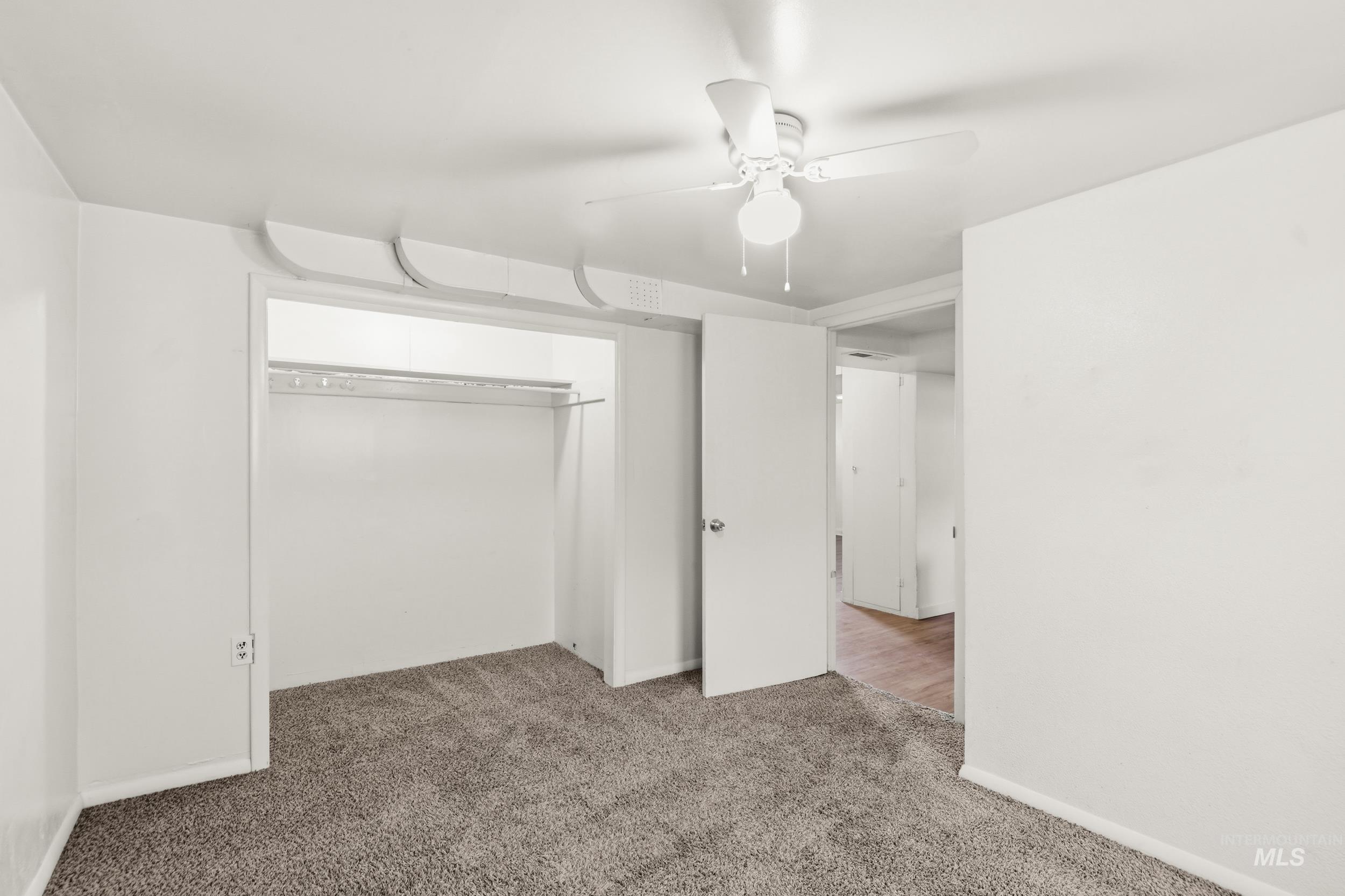 303 W Hazel Street, Caldwell, Idaho 83605, 2 Bedrooms, 1 Bathroom, Residential Income For Sale, Price $359,900, 98977881