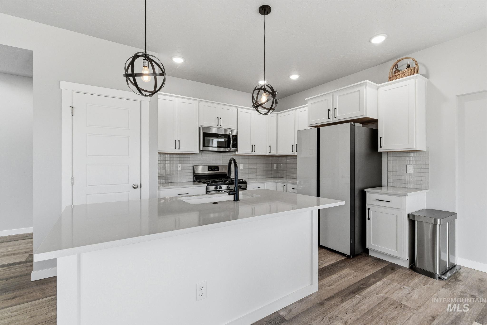 4174 N N Edessa Ave, Meridian, Idaho 83646, 4 Bedrooms, 2.5 Bathrooms, Residential For Sale, Price $485,000,MLS 98977882