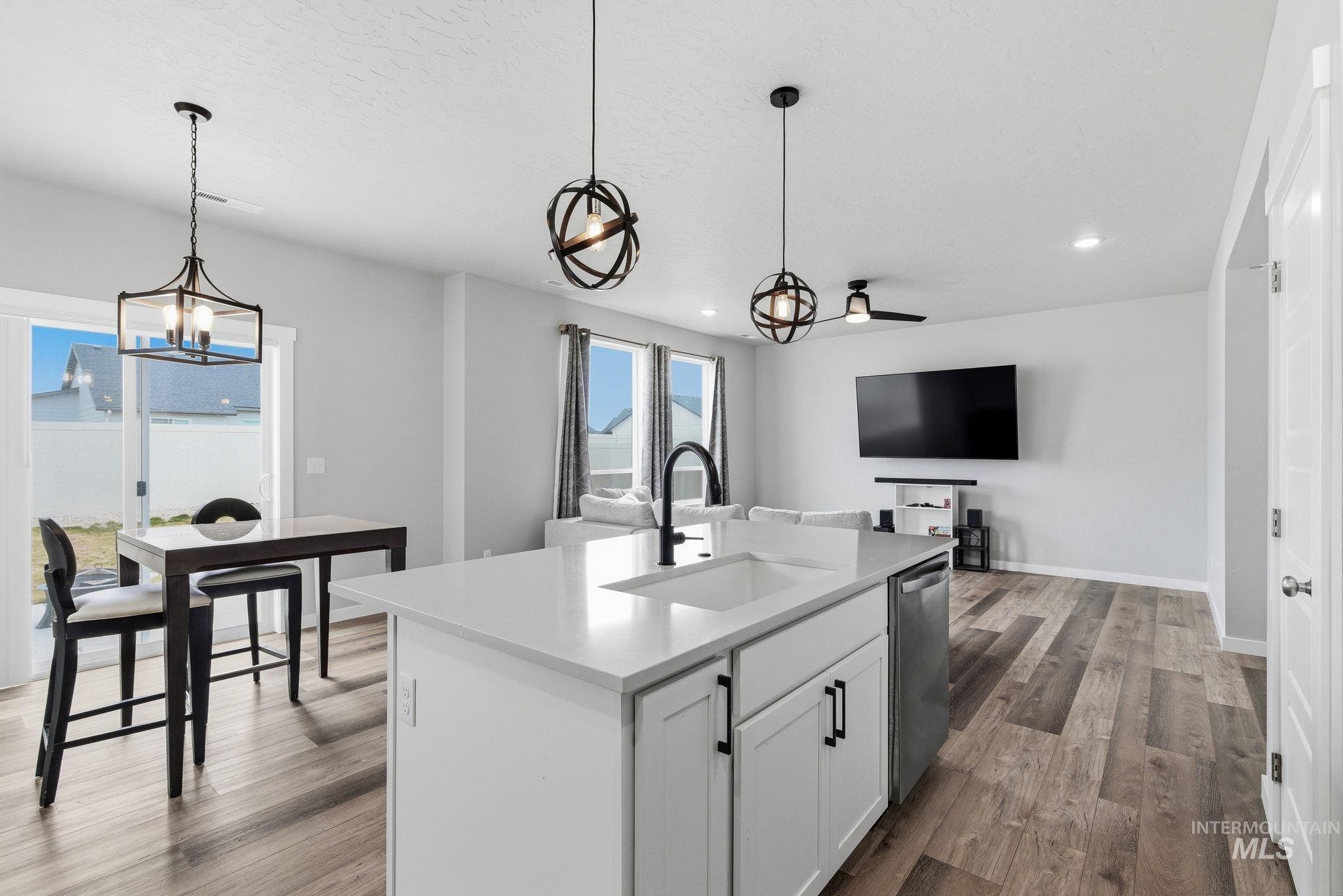 4174 N N Edessa Ave, Meridian, Idaho 83646, 4 Bedrooms, 2.5 Bathrooms, Residential For Sale, Price $485,000,MLS 98977882