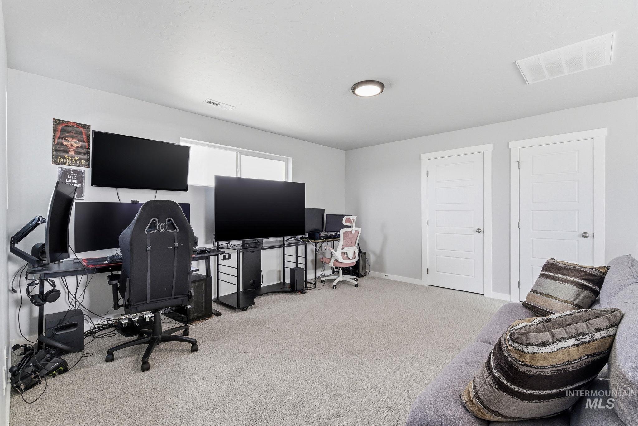 4174 N N Edessa Ave, Meridian, Idaho 83646, 4 Bedrooms, 2.5 Bathrooms, Residential For Sale, Price $485,000,MLS 98977882