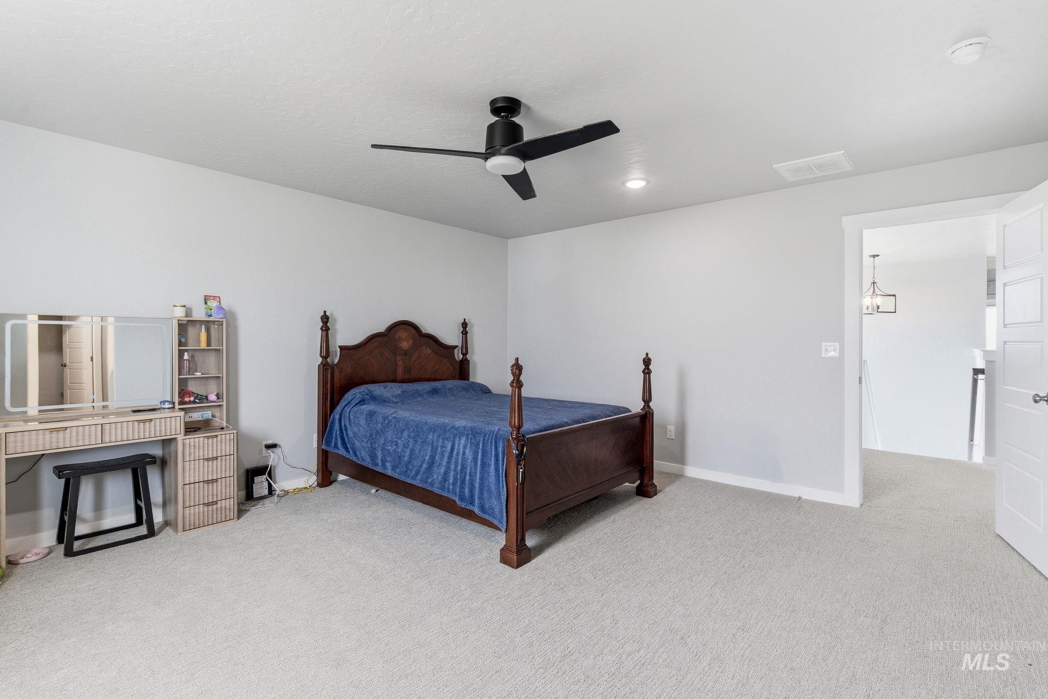 4174 N N Edessa Ave, Meridian, Idaho 83646, 4 Bedrooms, 2.5 Bathrooms, Residential For Sale, Price $485,000,MLS 98977882