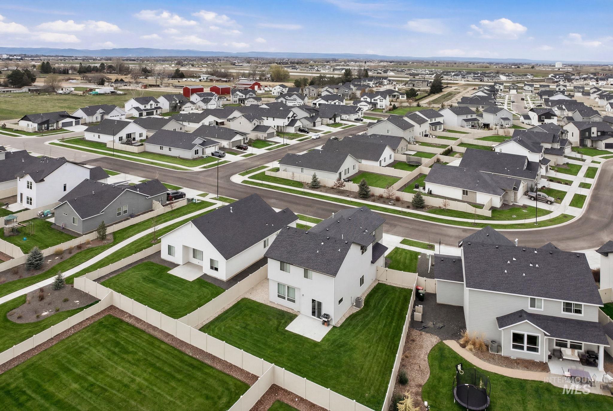 4174 N N Edessa Ave, Meridian, Idaho 83646, 4 Bedrooms, 2.5 Bathrooms, Residential For Sale, Price $485,000,MLS 98977882