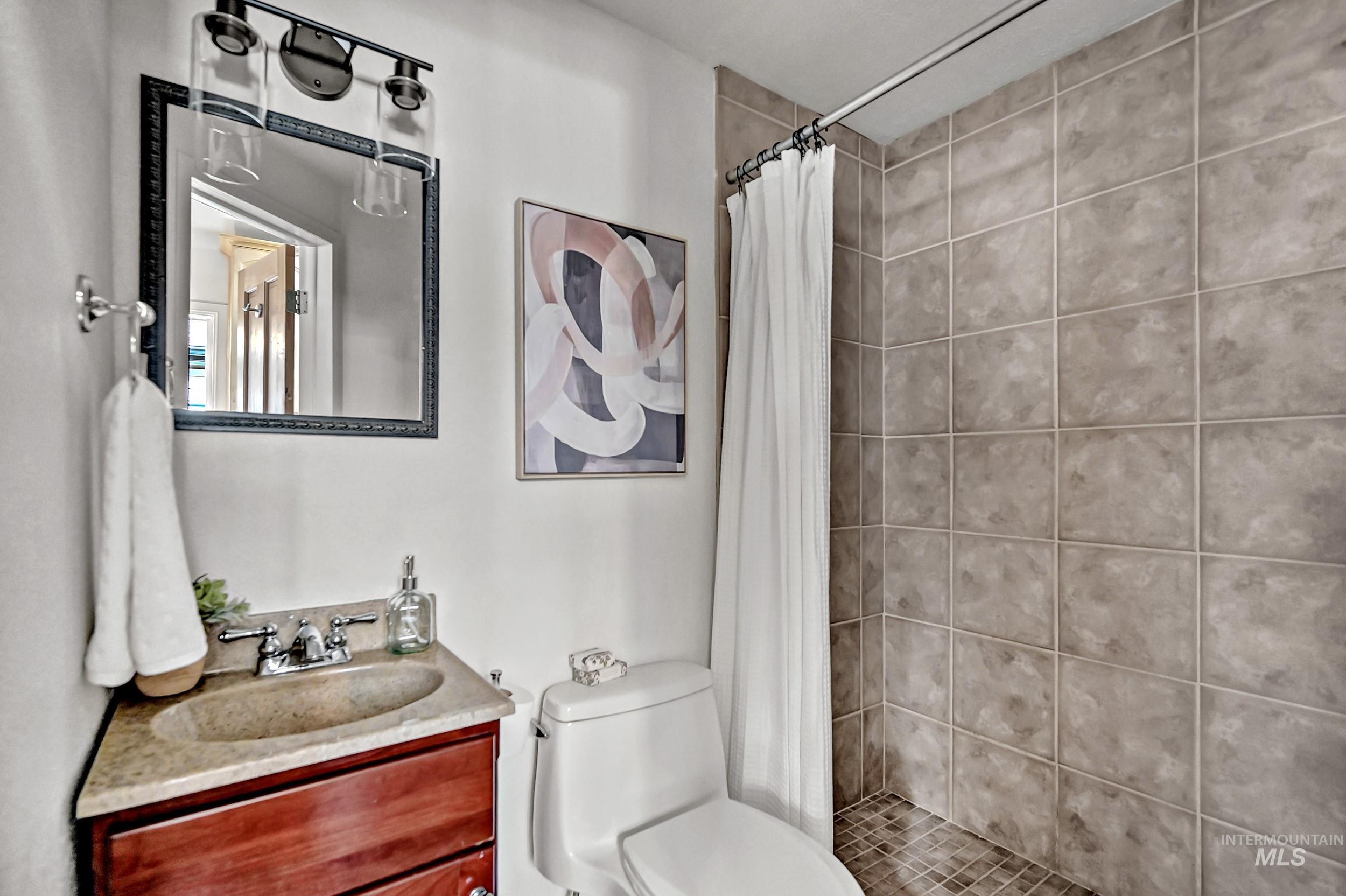 1413 W Eastman St, Boise, Idaho 83702, 3 Bedrooms, 2 Bathrooms, Residential For Sale, Price $639,900,MLS 98977884