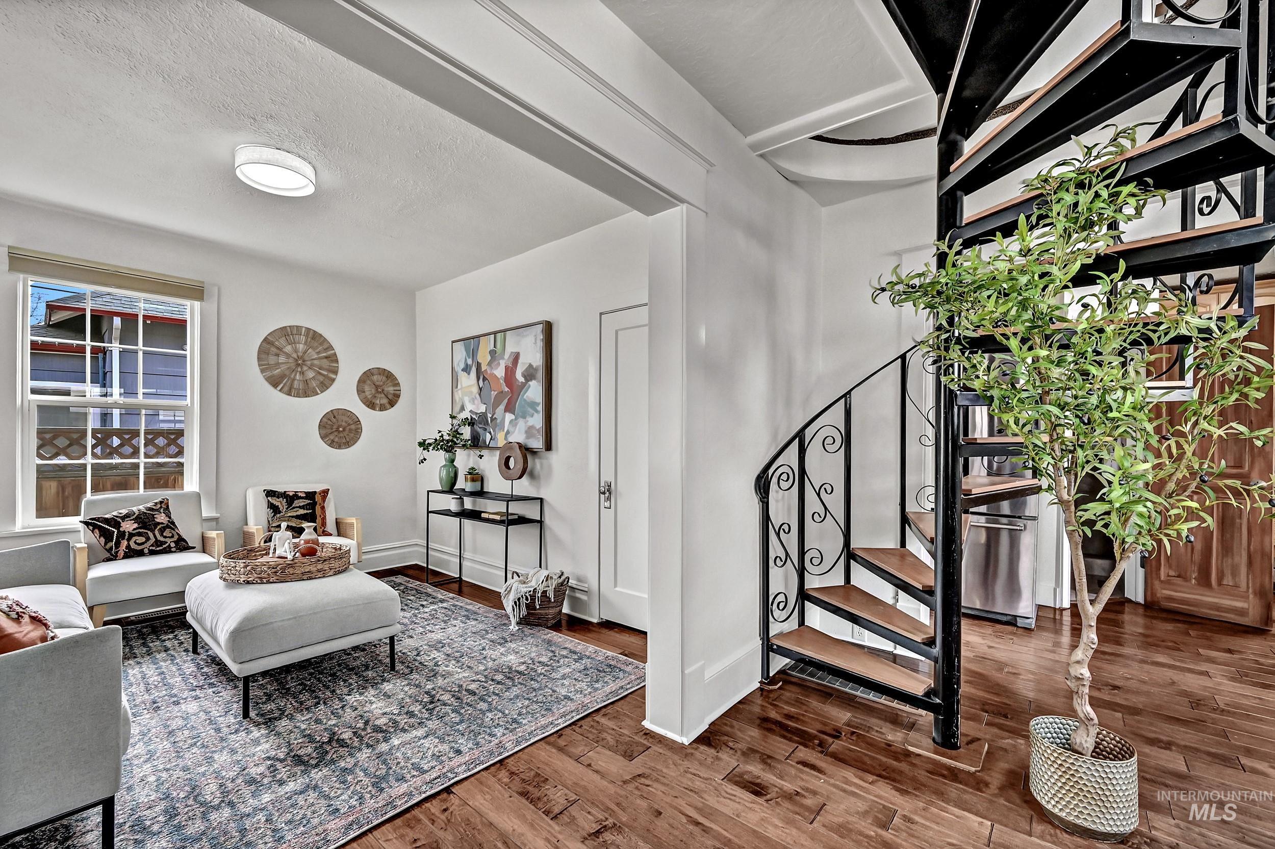 1413 W Eastman St, Boise, Idaho 83702, 3 Bedrooms, 2 Bathrooms, Residential For Sale, Price $639,900,MLS 98977884