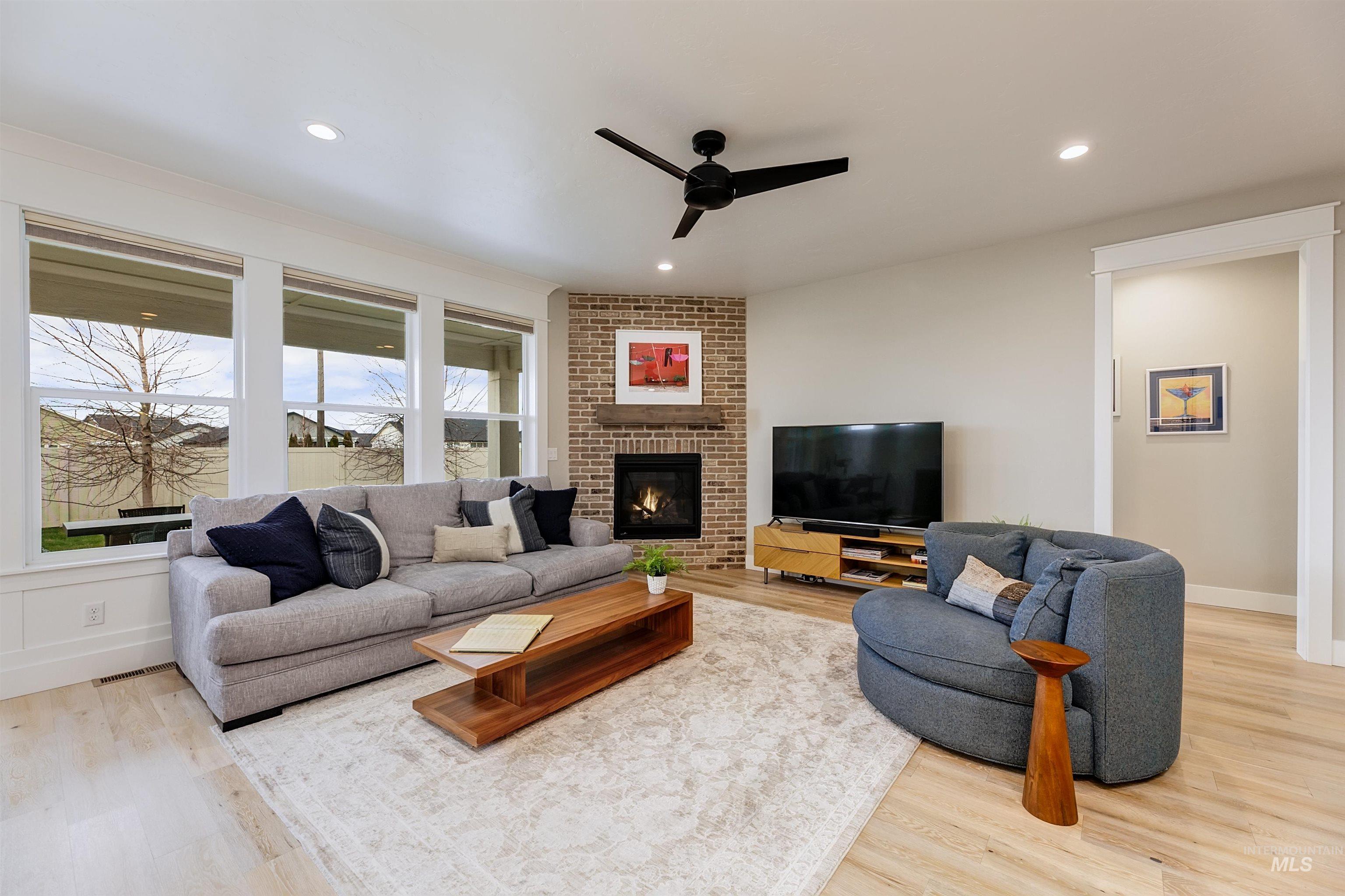 5463 N Exeter Way, Meridian, Idaho 83646, 5 Bedrooms, 2.5 Bathrooms, Residential For Sale, Price $749,900, 98977885