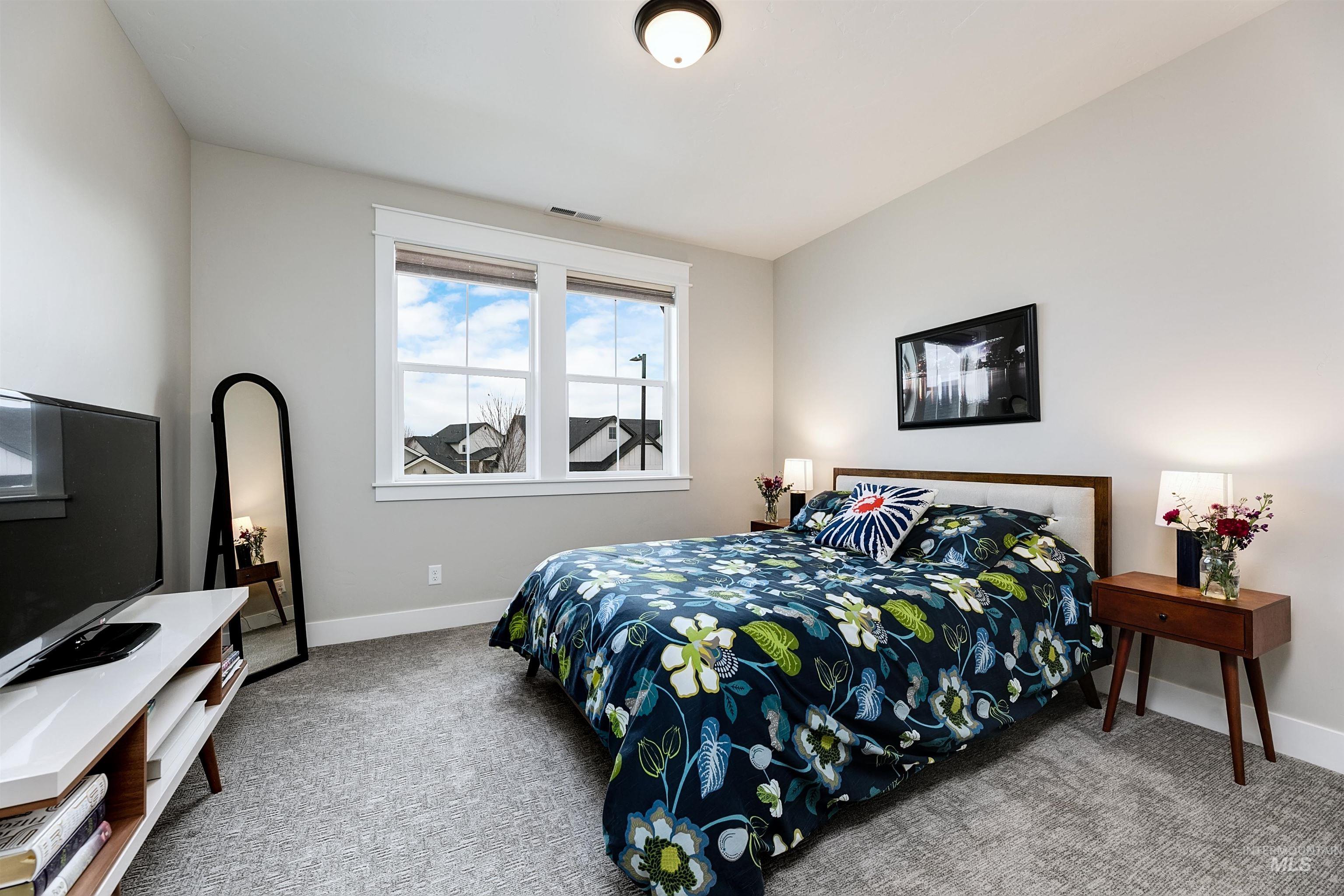 5463 N Exeter Way, Meridian, Idaho 83646, 5 Bedrooms, 2.5 Bathrooms, Residential For Sale, Price $749,900, 98977885