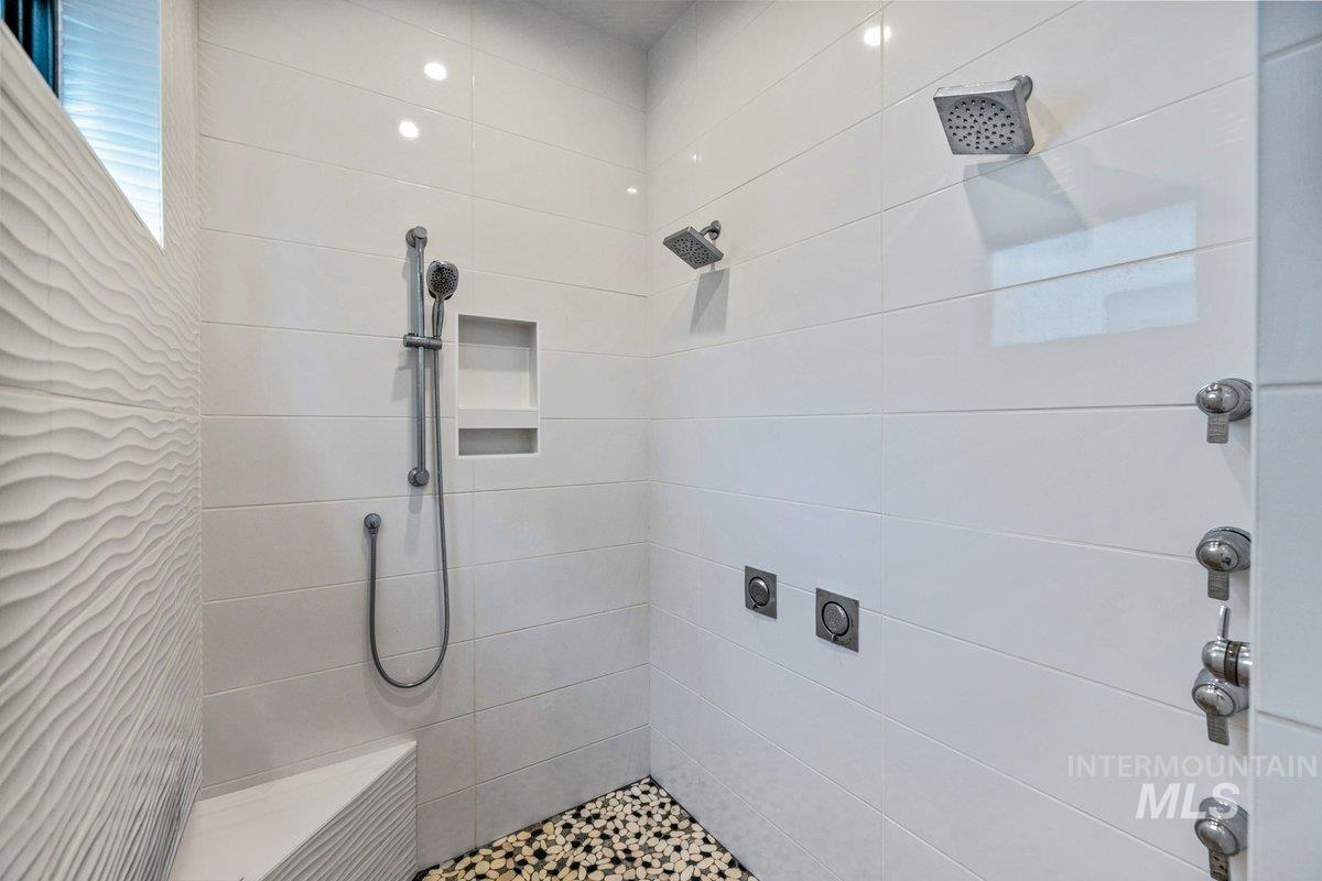 3492 E Heartleaf Dr, Boise, Idaho 83716, 4 Bedrooms, 4 Bathrooms, Residential For Sale, Price $2,599,999,MLS 98977886