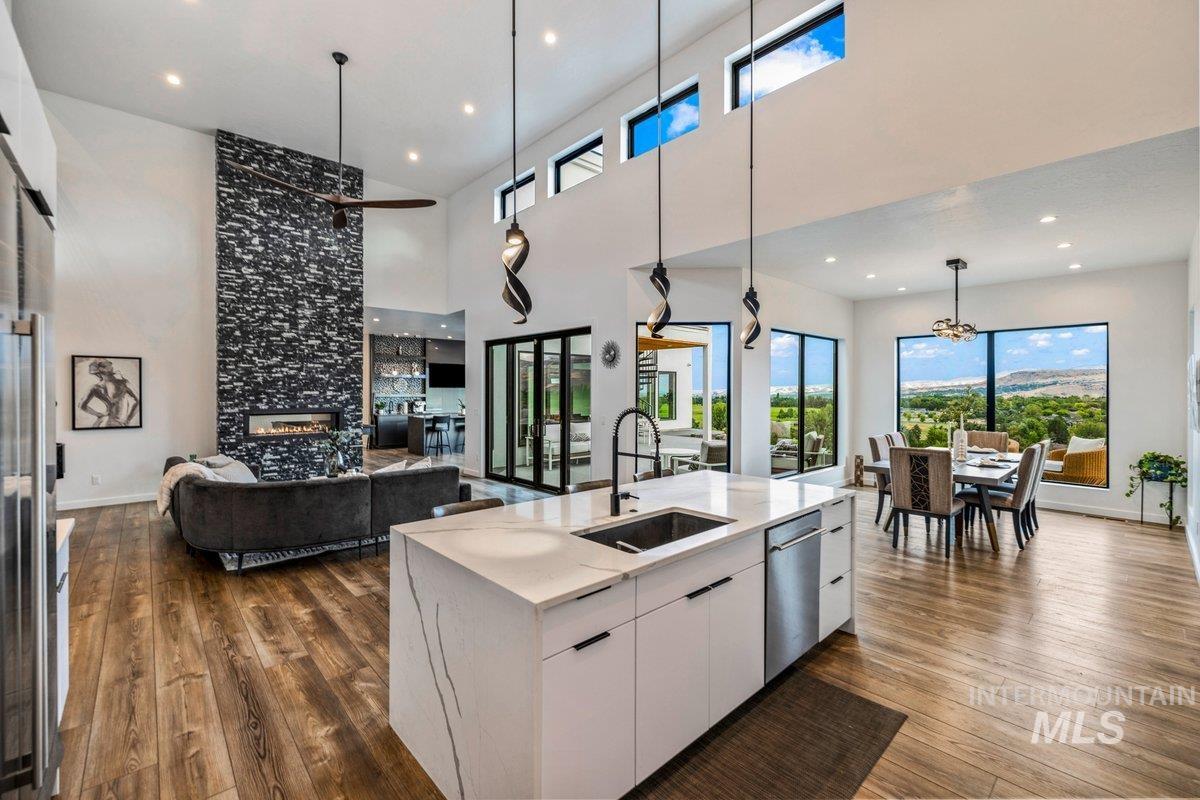 3492 E Heartleaf Dr, Boise, Idaho 83716, 4 Bedrooms, 4 Bathrooms, Residential For Sale, Price $2,599,999,MLS 98977886