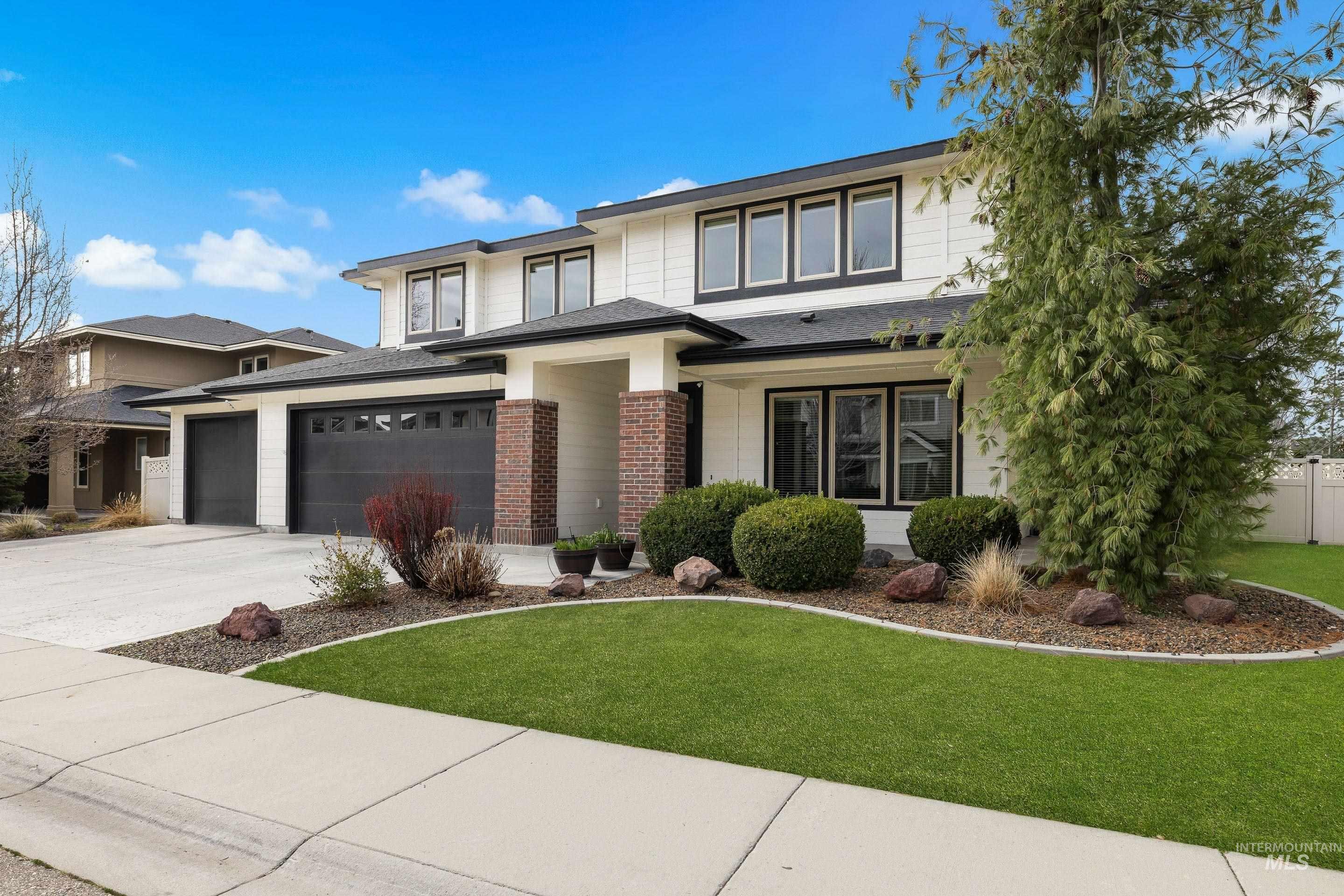 2145 W Verona Dr, Meridian, Idaho 83646, 5 Bedrooms, 4.5 Bathrooms, Residential For Sale, Price $1,099,000,MLS 98977887