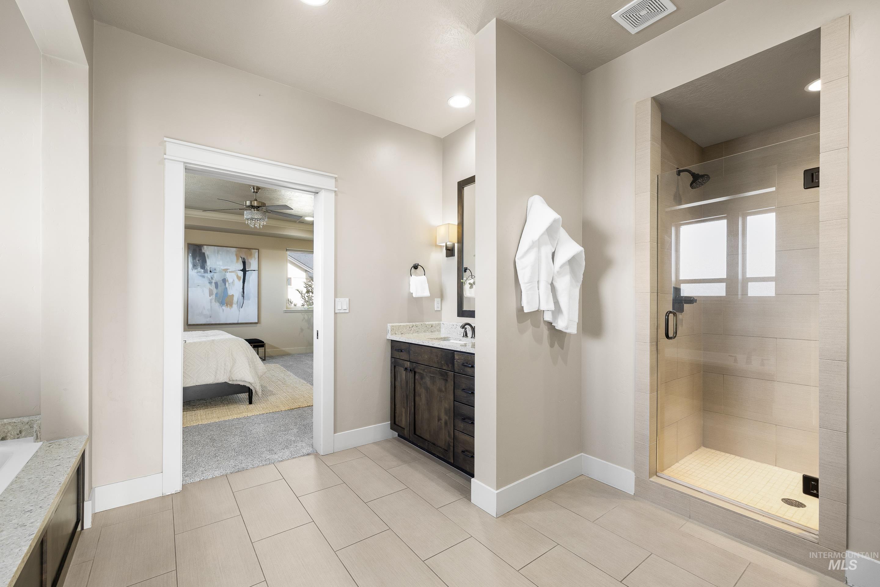 2145 W Verona Dr, Meridian, Idaho 83646, 5 Bedrooms, 4.5 Bathrooms, Residential For Sale, Price $1,099,000,MLS 98977887