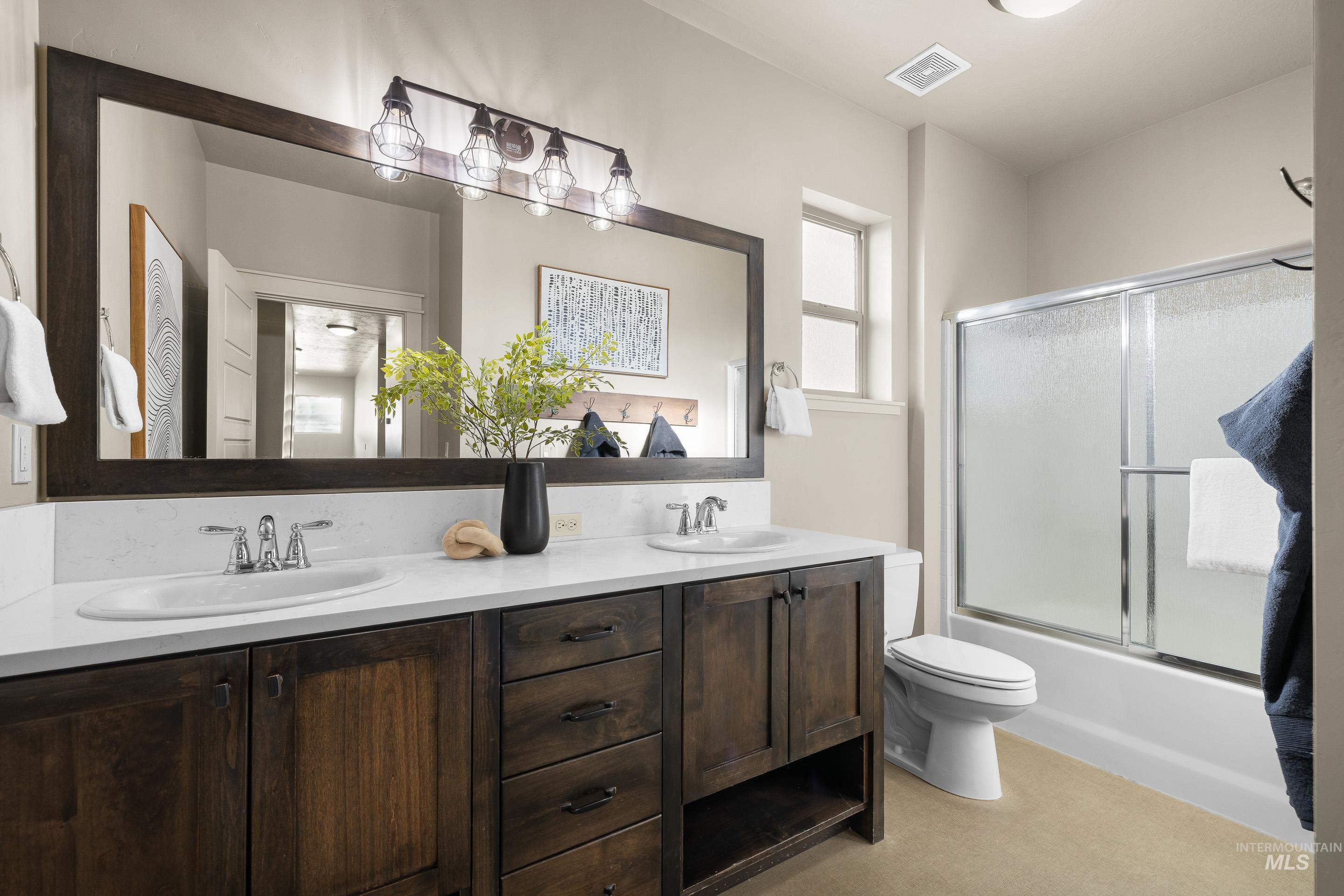 2145 W Verona Dr, Meridian, Idaho 83646, 5 Bedrooms, 4.5 Bathrooms, Residential For Sale, Price $1,099,000,MLS 98977887