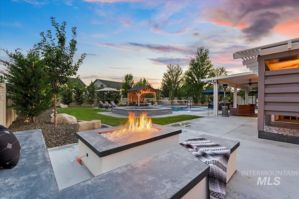 2145 W Verona Dr, Meridian, Idaho 83646, 5 Bedrooms, 4.5 Bathrooms, Residential For Sale, Price $1,099,000,MLS 98977887