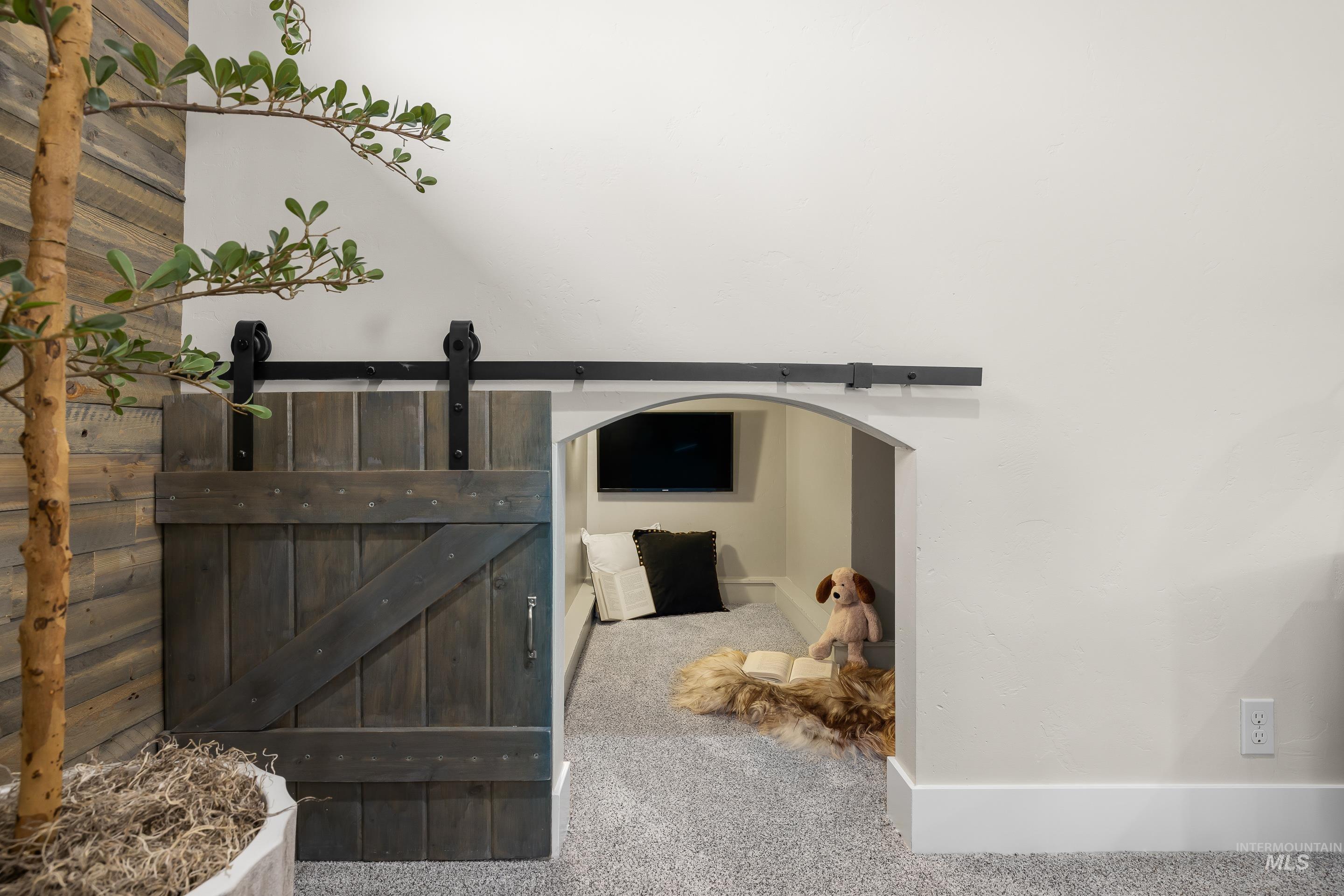 2145 W Verona Dr, Meridian, Idaho 83646, 5 Bedrooms, 4.5 Bathrooms, Residential For Sale, Price $1,099,000,MLS 98977887