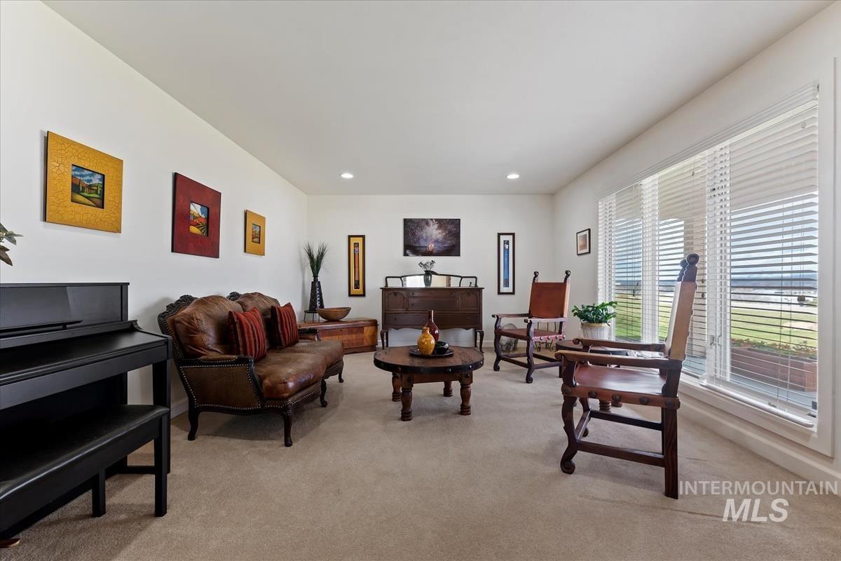 4609 N Mountain View Drive, Boise, Idaho 83704, 5 Bedrooms, 3 Bathrooms, Residential For Sale, Price $1,499,990,MLS 98977890