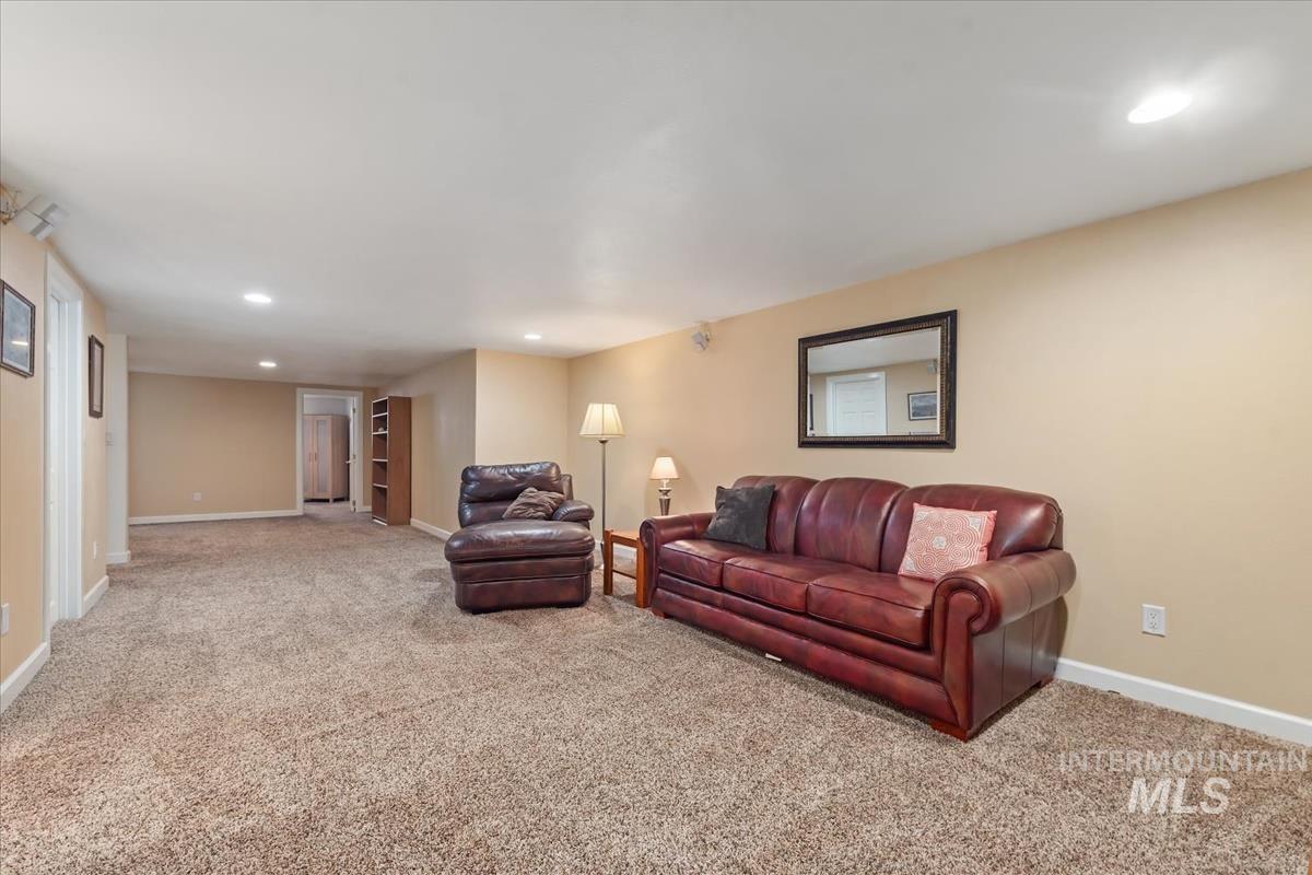 4609 N Mountain View Drive, Boise, Idaho 83704, 5 Bedrooms, 3 Bathrooms, Residential For Sale, Price $1,499,990,MLS 98977890